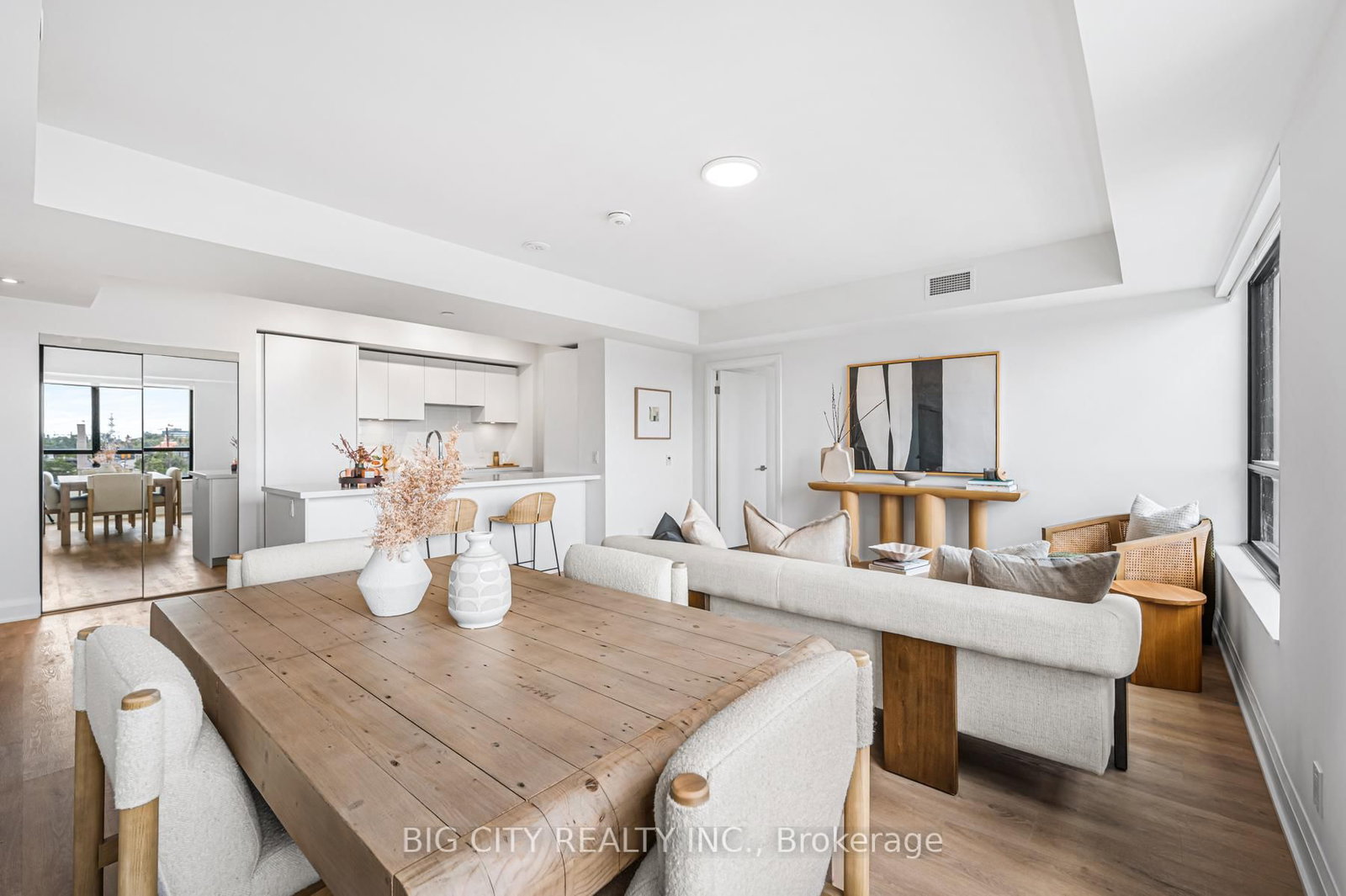 Photo 11 of 36 Brentcliffe Road, Unit 517