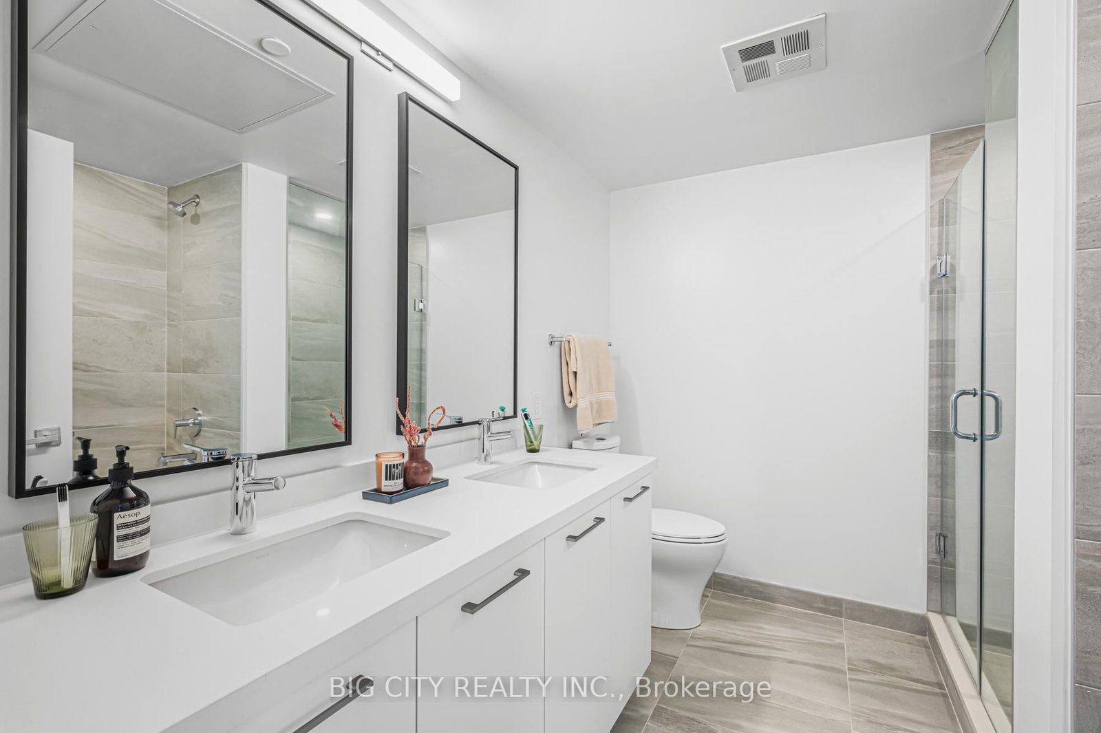 Photo 28 of 36 Brentcliffe Road, Unit 517