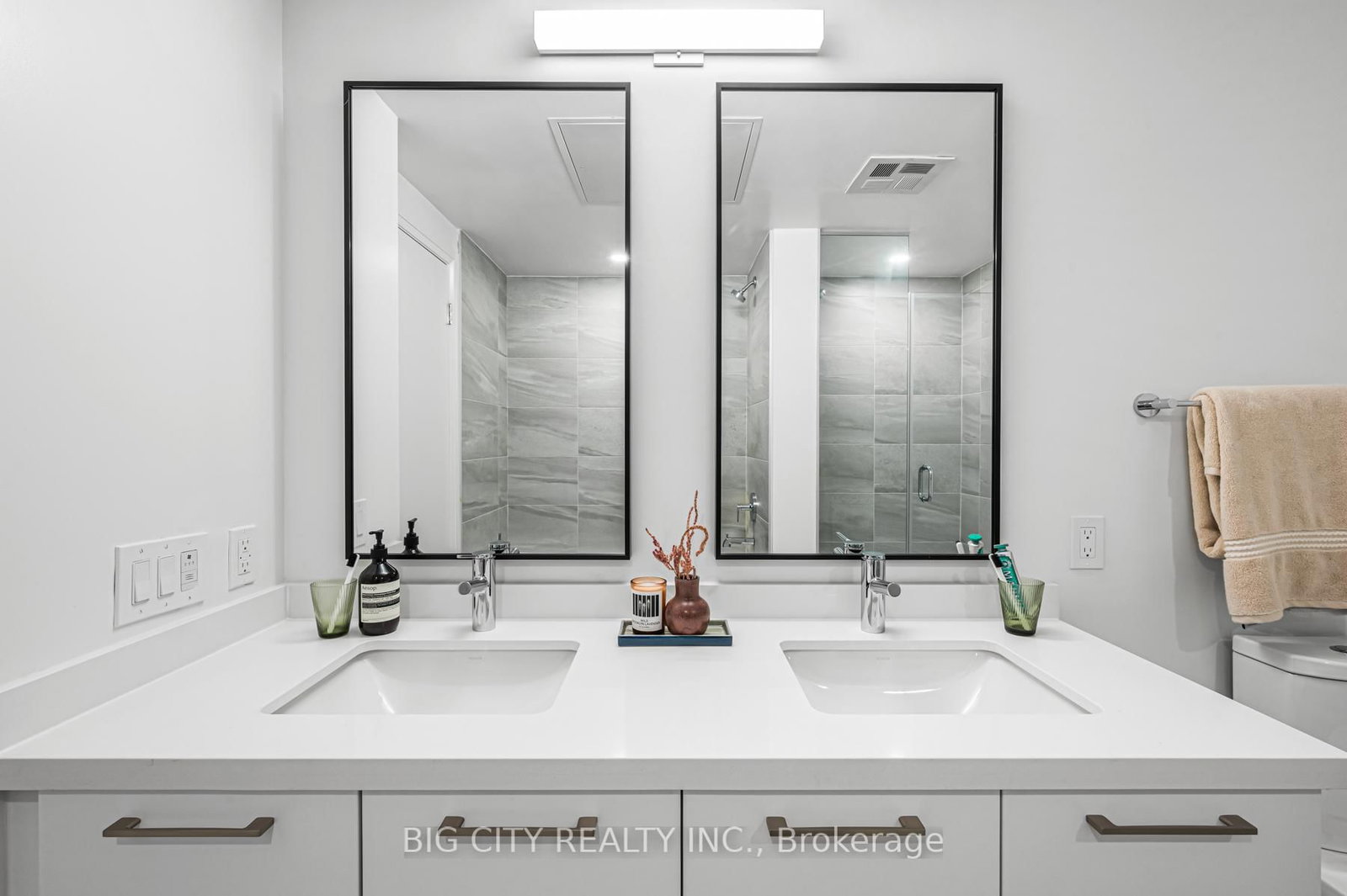 Photo 29 of 36 Brentcliffe Road, Unit 517