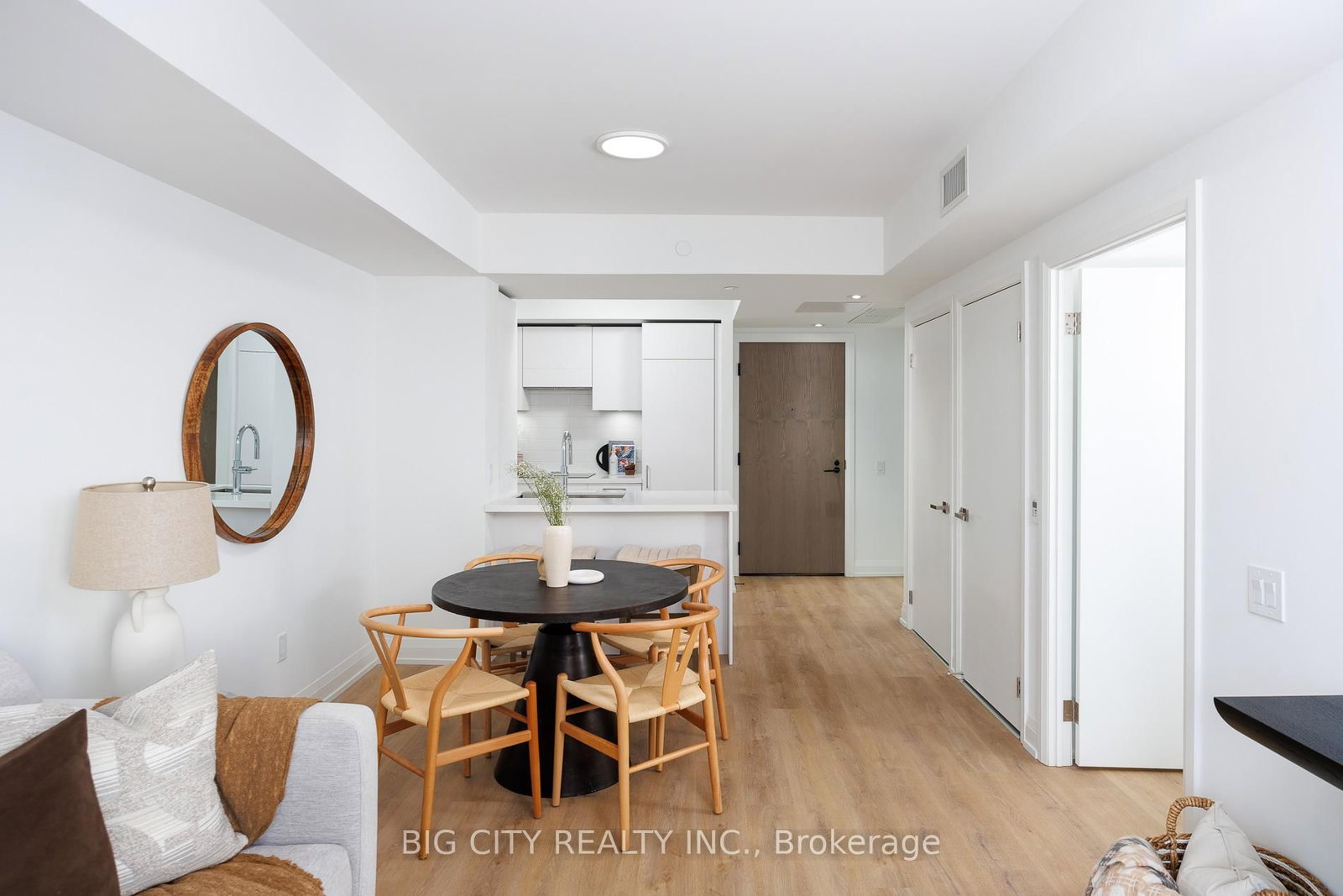 Photo 2 of 36 Brentcliffe Road, Unit 704