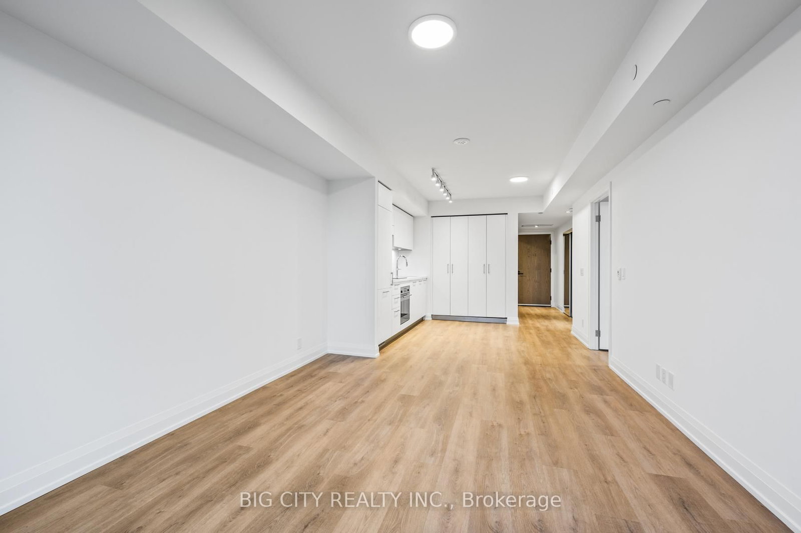 Photo 9 of 36 Brentcliffe Road, Unit 714