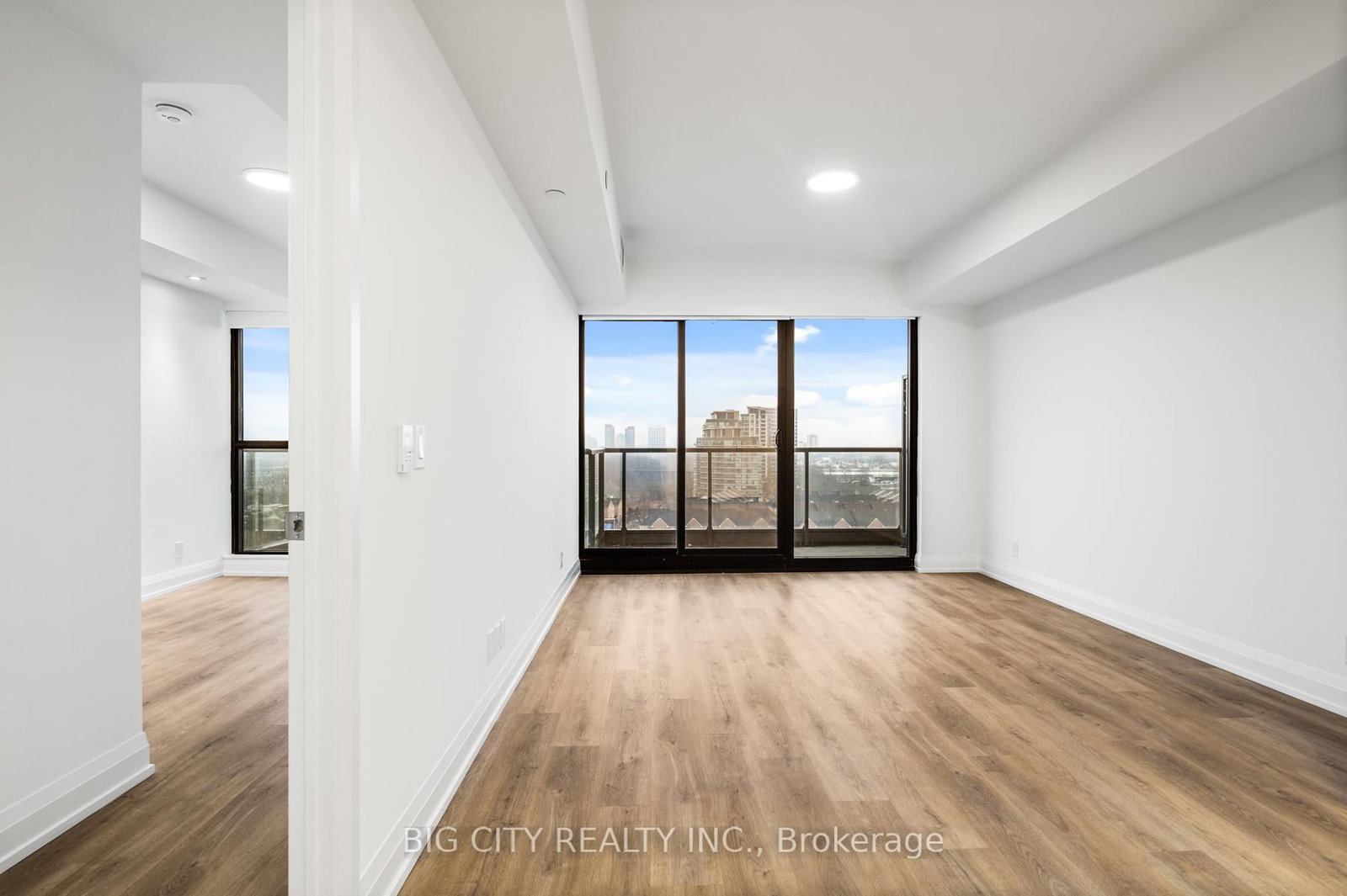 Photo 14 of 36 Brentcliffe Road, Unit 714