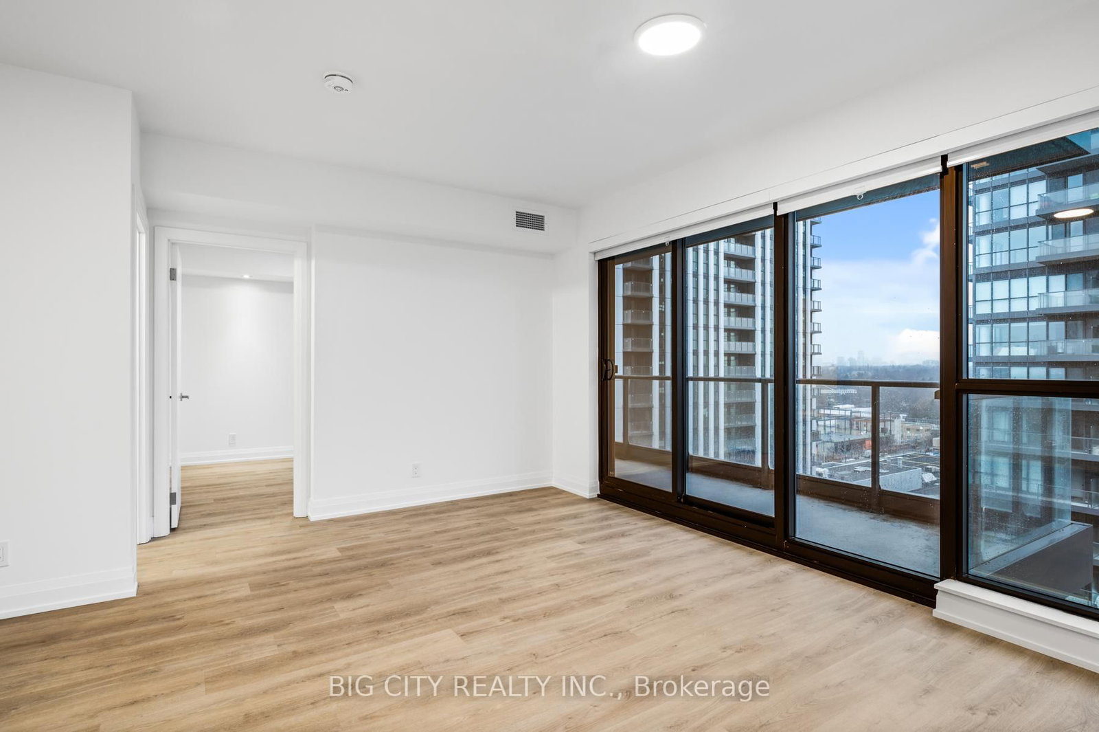Photo 7 of 36 Brentcliffe Road, Unit 801