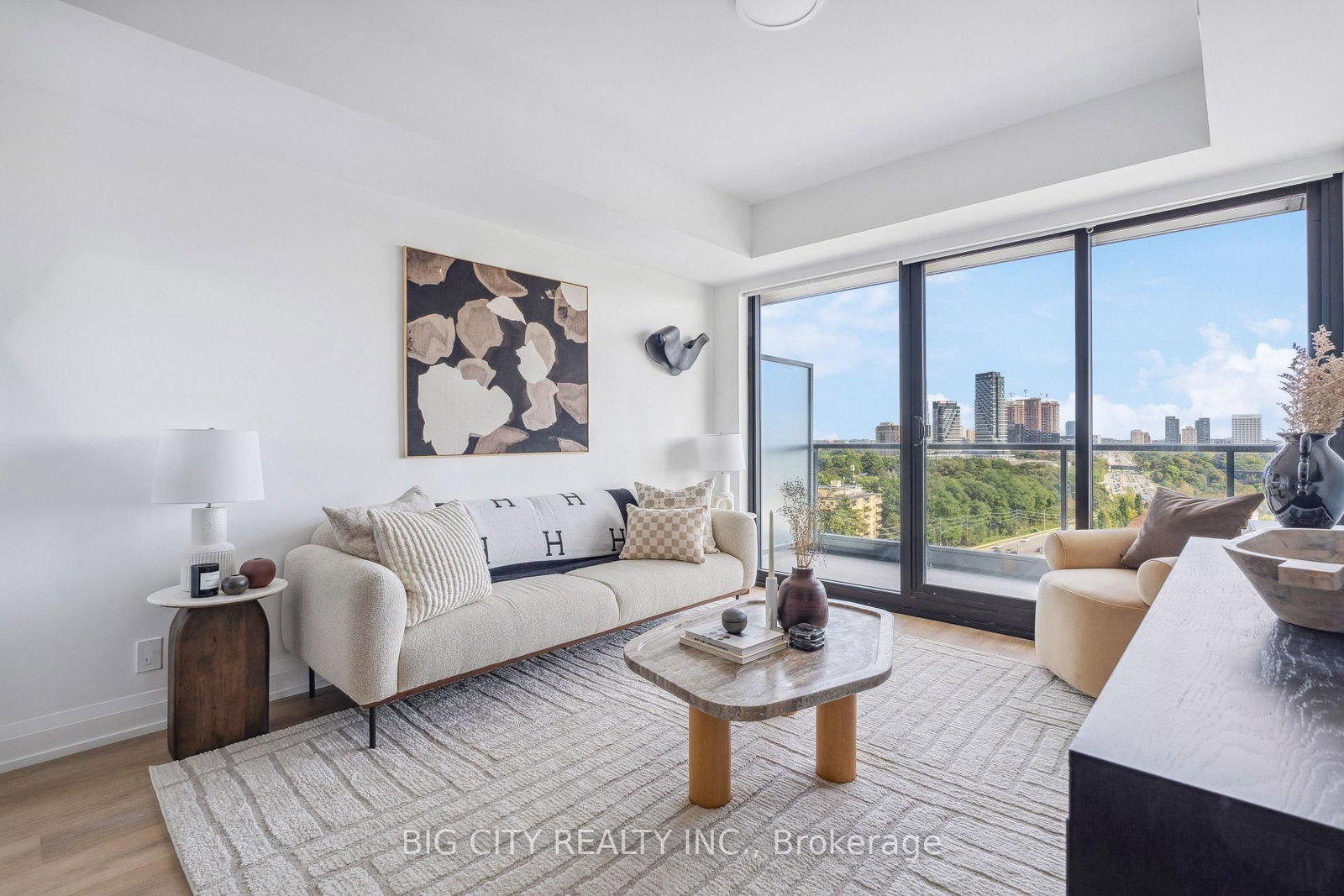 Photo 1 of 36 Brentcliffe Road, Unit 811