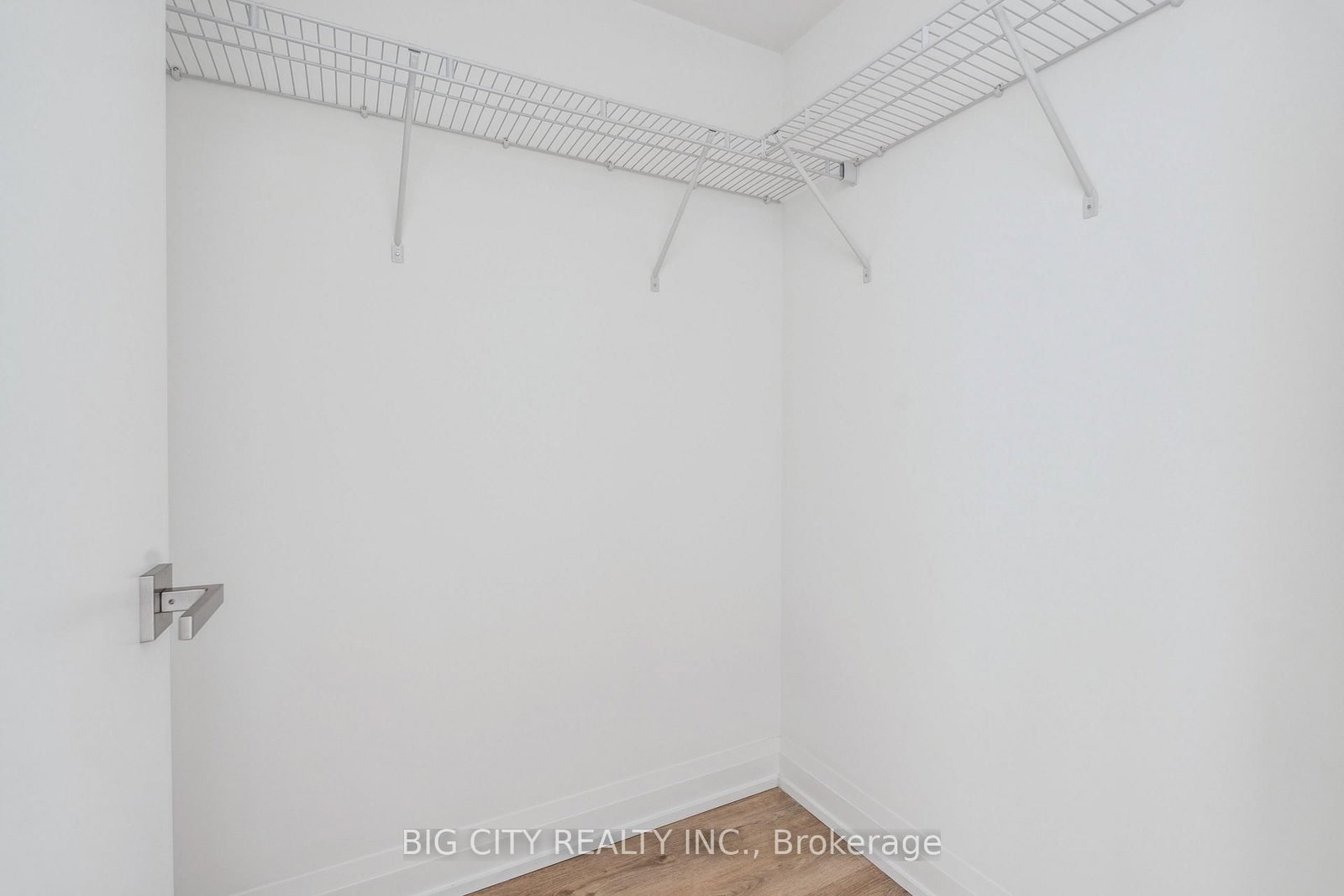 Photo 10 of 36 Brentcliffe Road, Unit 811