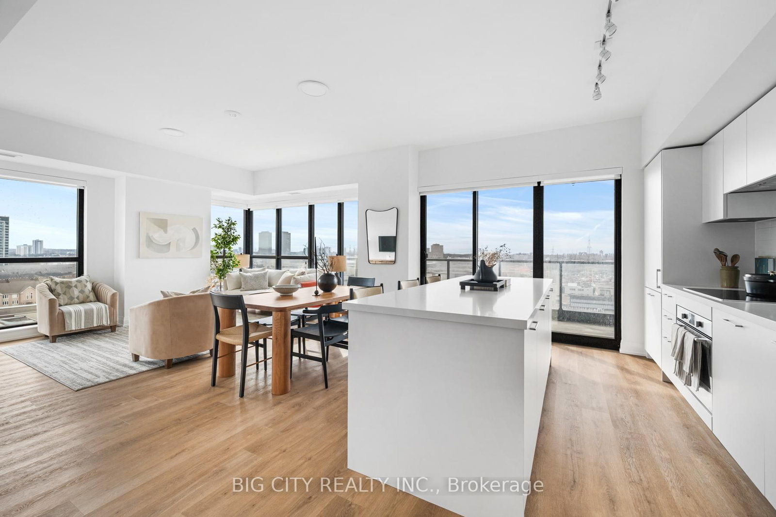 Photo 2 of 36 Brentcliffe Road, Unit 816
