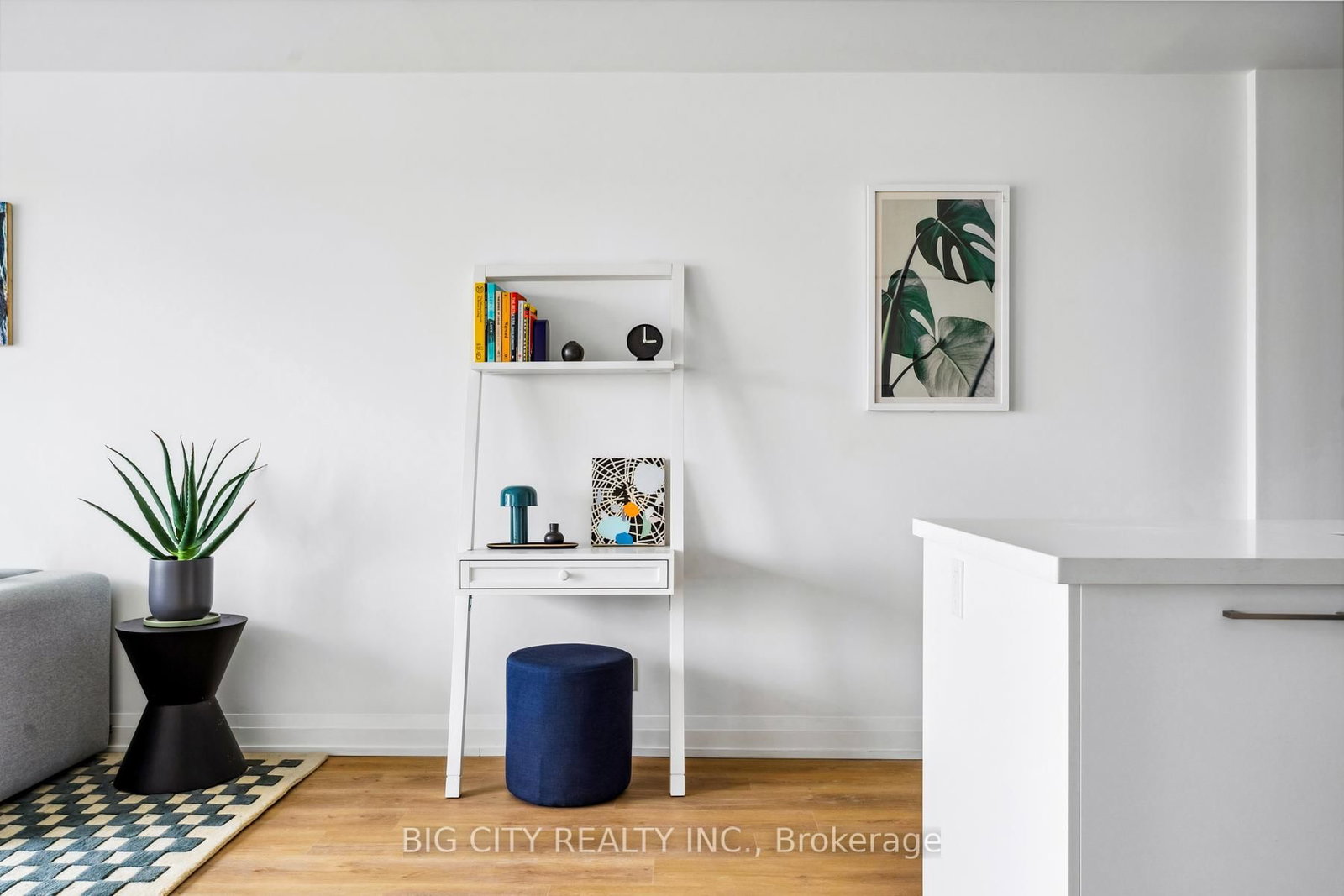 Photo 9 of 36 Brentcliffe Road, Unit 1110