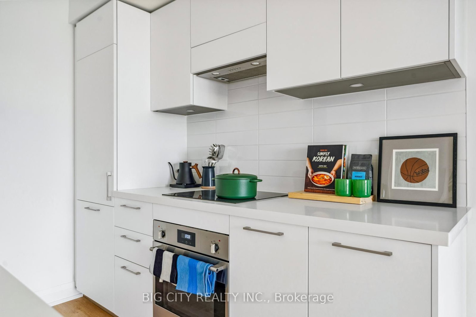 Photo 10 of 36 Brentcliffe Road, Unit 1110
