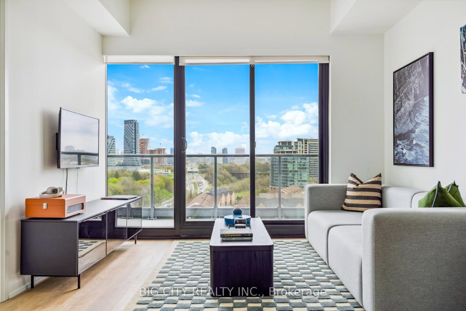 Photo 12 of 36 Brentcliffe Road, Unit 1110