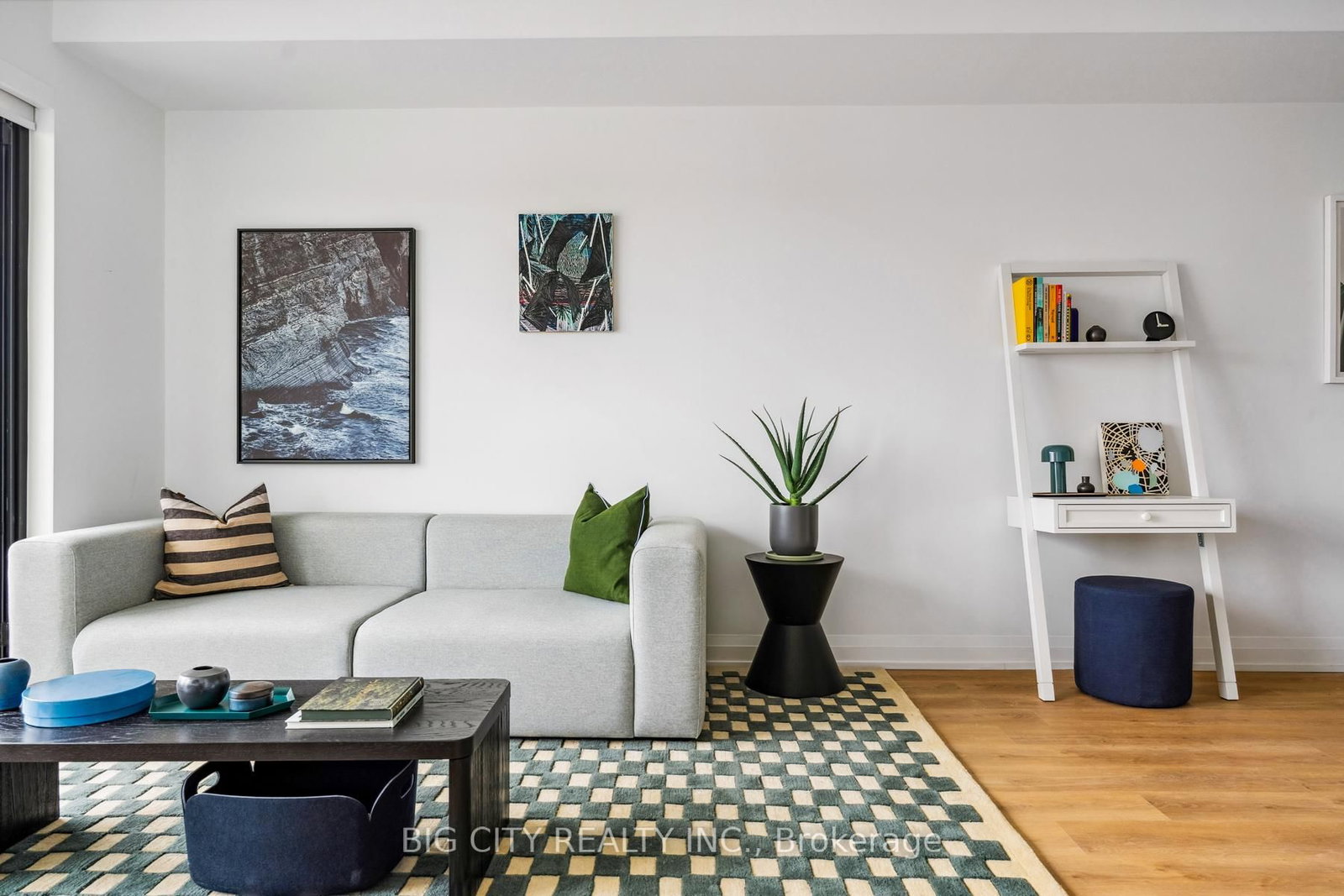 Photo 15 of 36 Brentcliffe Road, Unit 1110