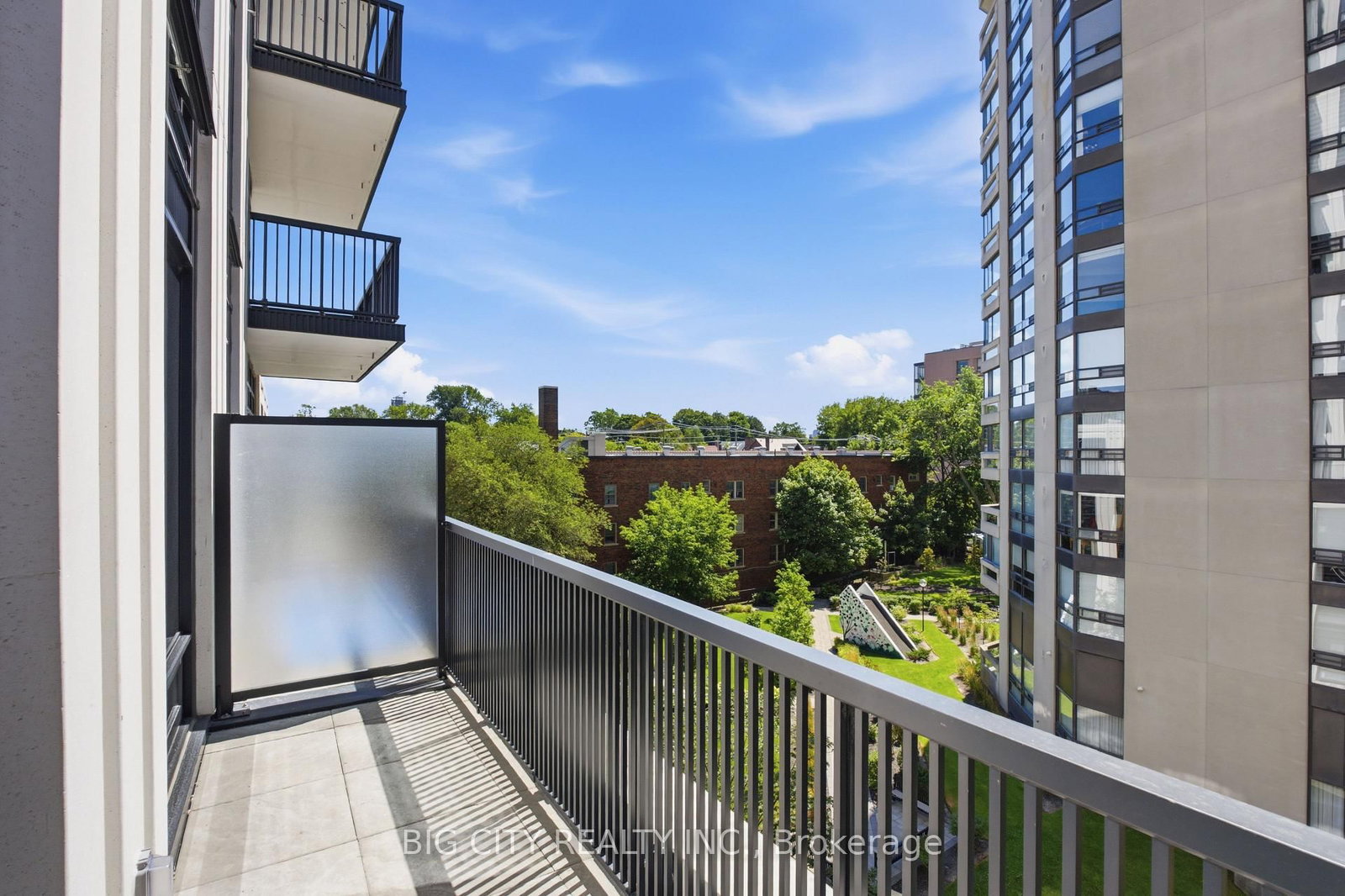 Photo 11 of 91 Montclair Avenue, Unit 829