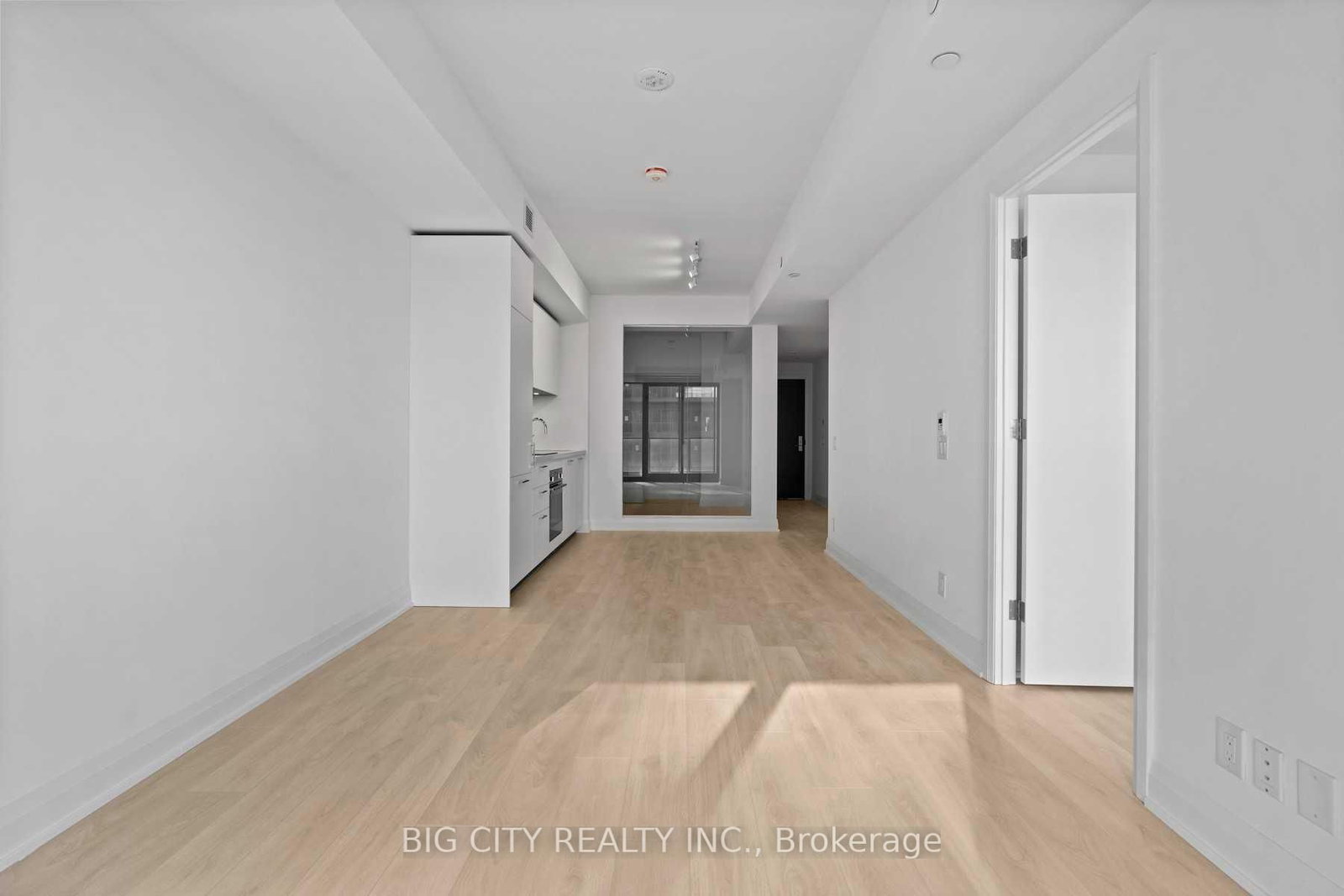 Photo 11 of 33 Frederick Todd Way, Unit 1008