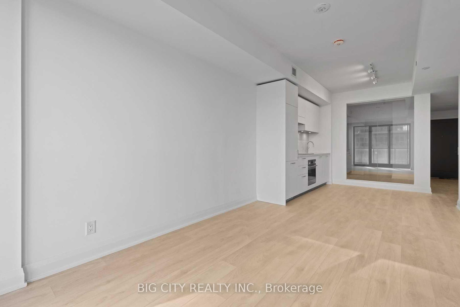 Photo 13 of 33 Frederick Todd Way, Unit 1008