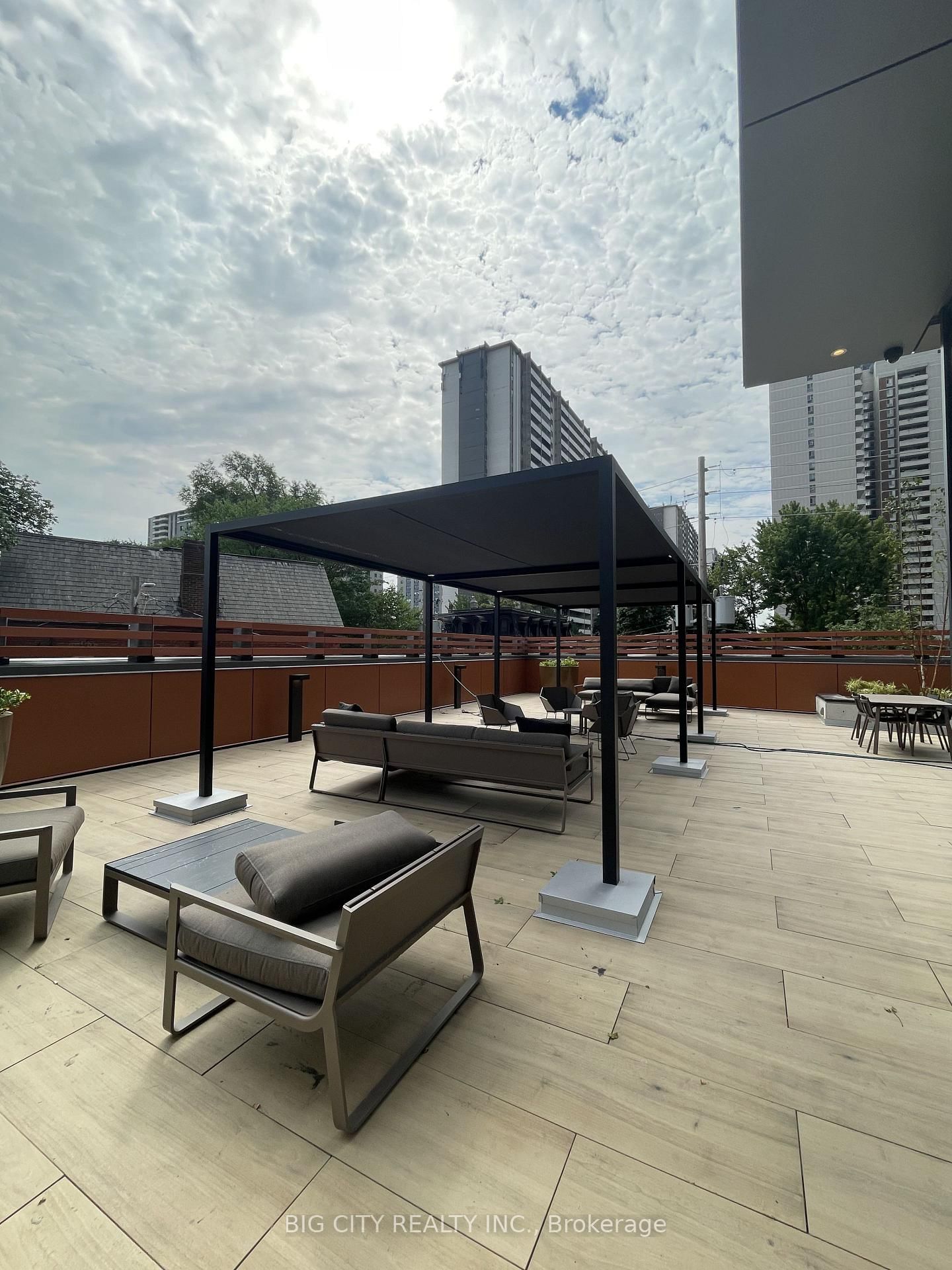 Photo 17 of 609 Sherbourne Street, Unit 4402