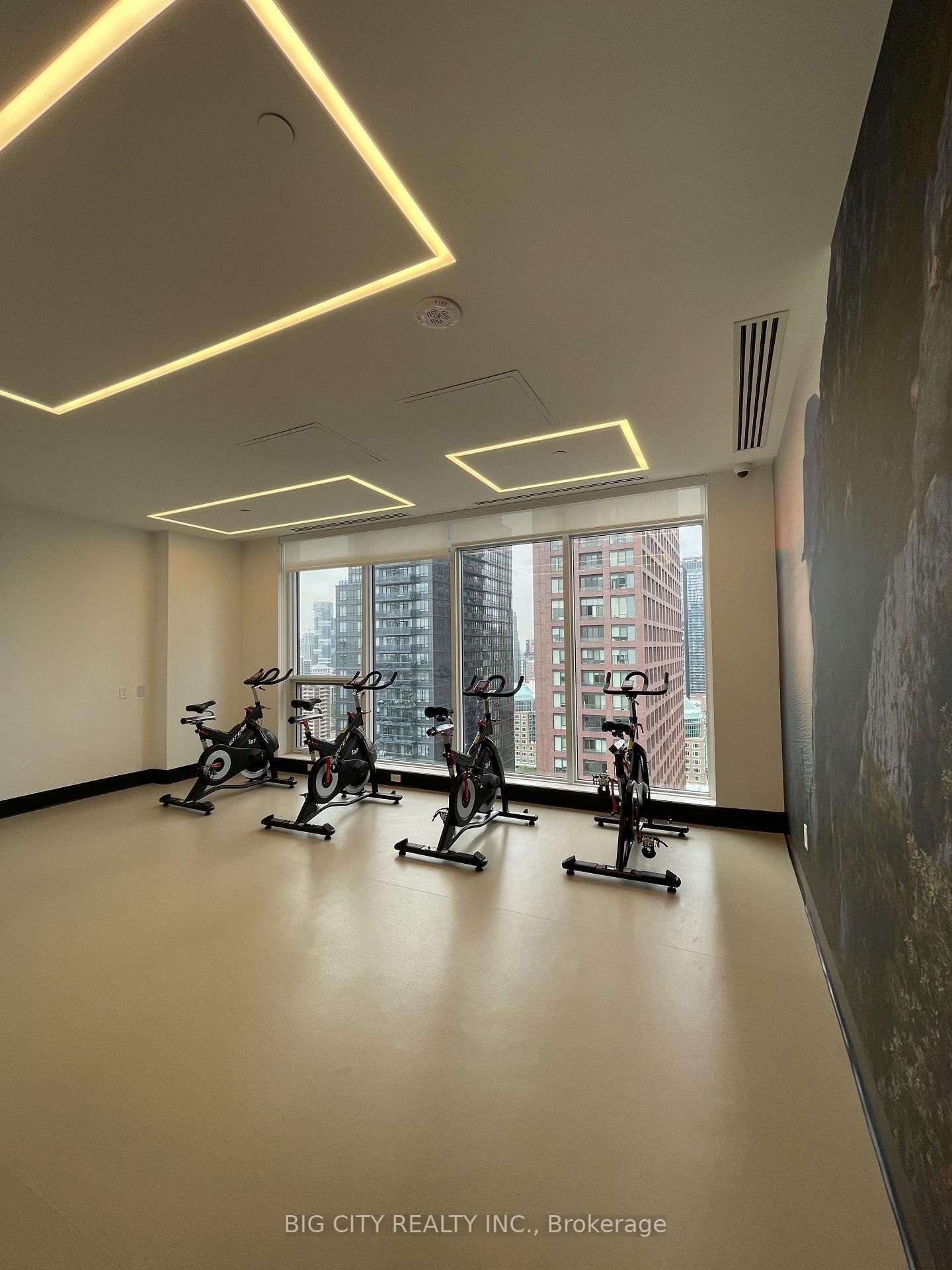 Photo 32 of 609 Sherbourne Street, Unit 4402