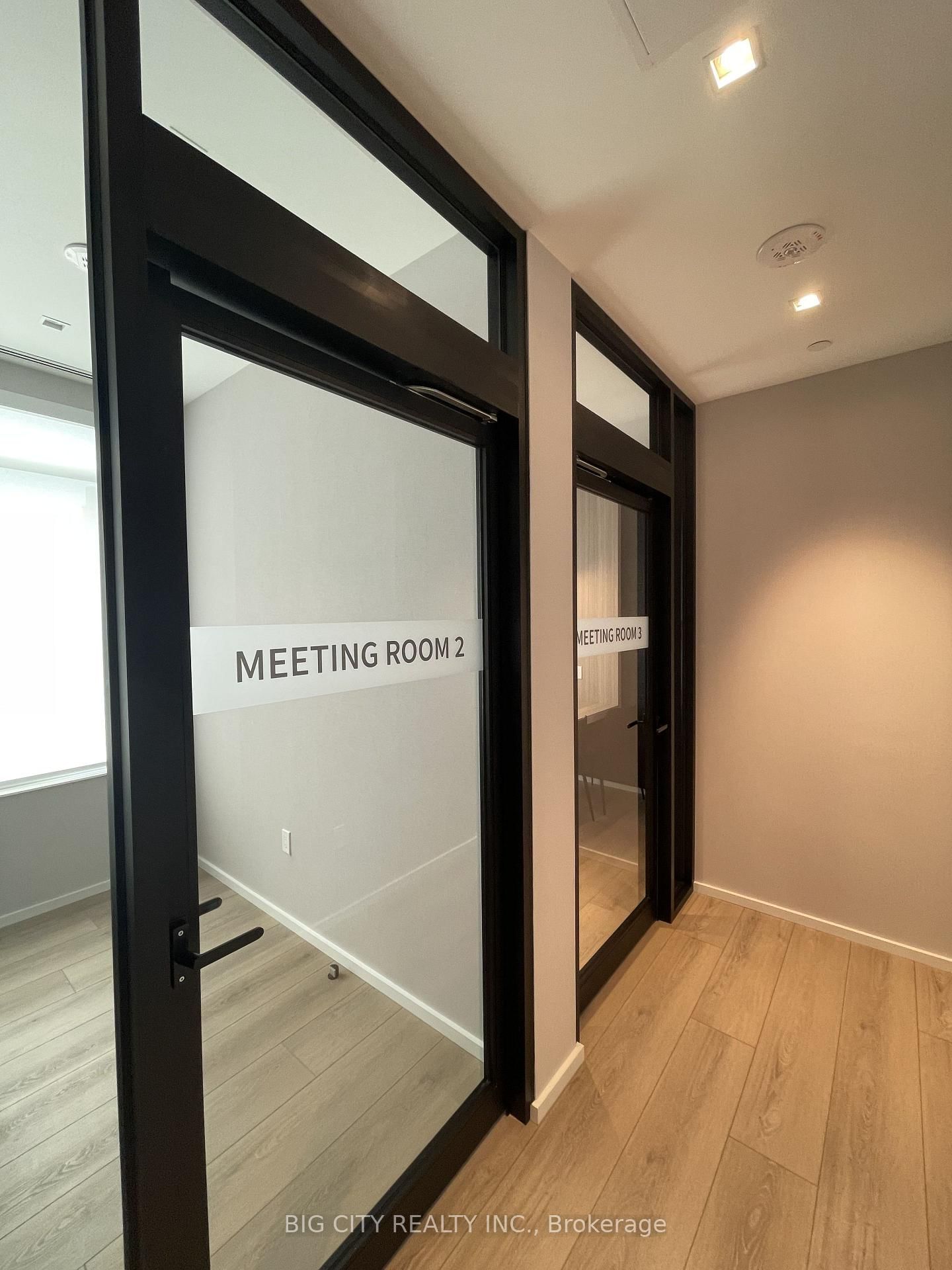 Photo 33 of 609 Sherbourne Street, Unit 4402