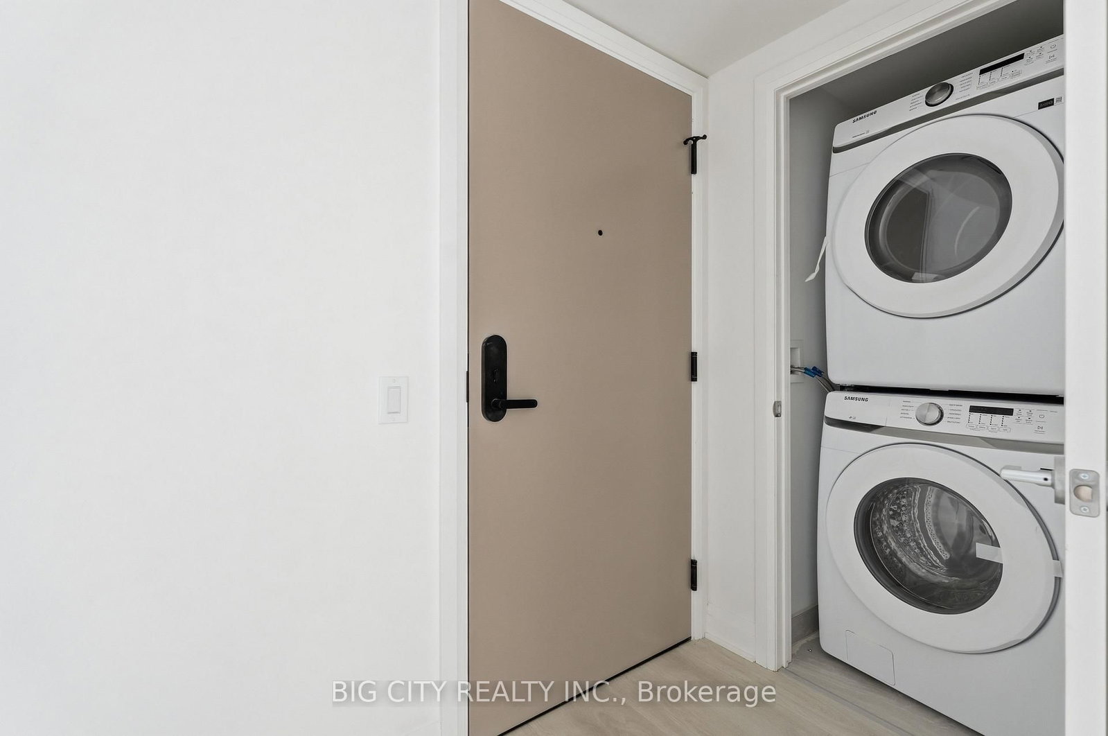 Photo 18 of 25 Frederick Todd Way, Unit 1710