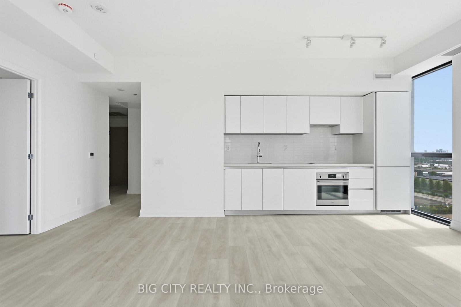 Photo 5 of 25 Frederick Todd Way, Unit 1002