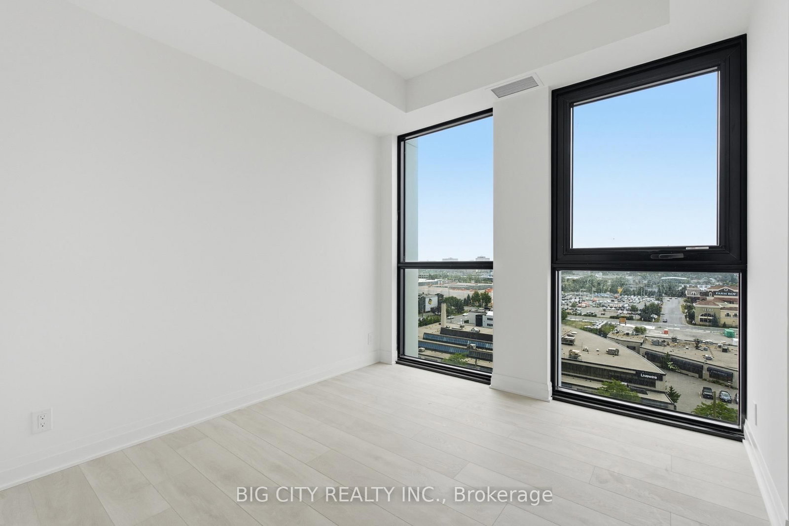 Photo 11 of 25 Frederick Todd Way, Unit 1002