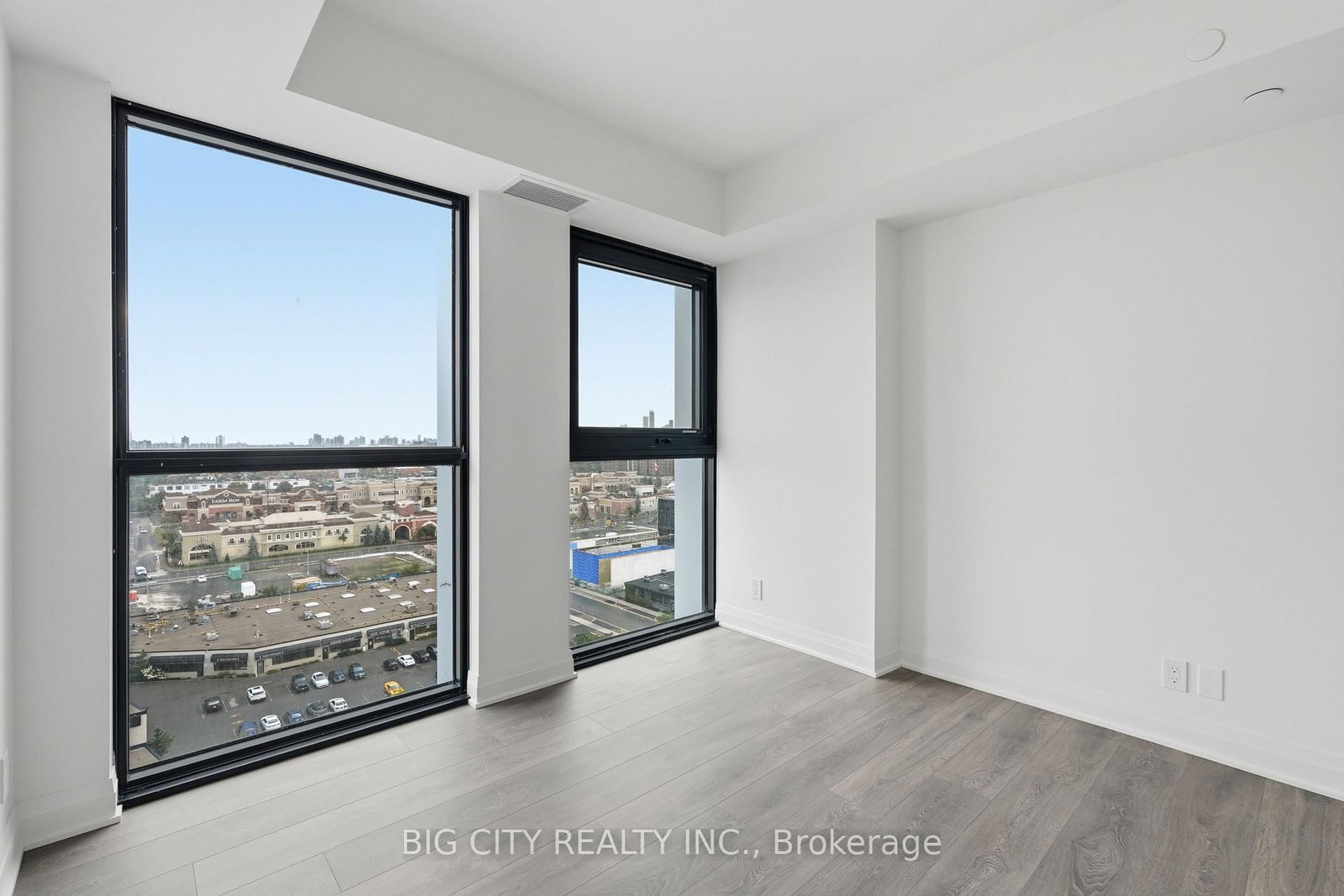 Photo 17 of 25 Frederick Todd Way, Unit 1302