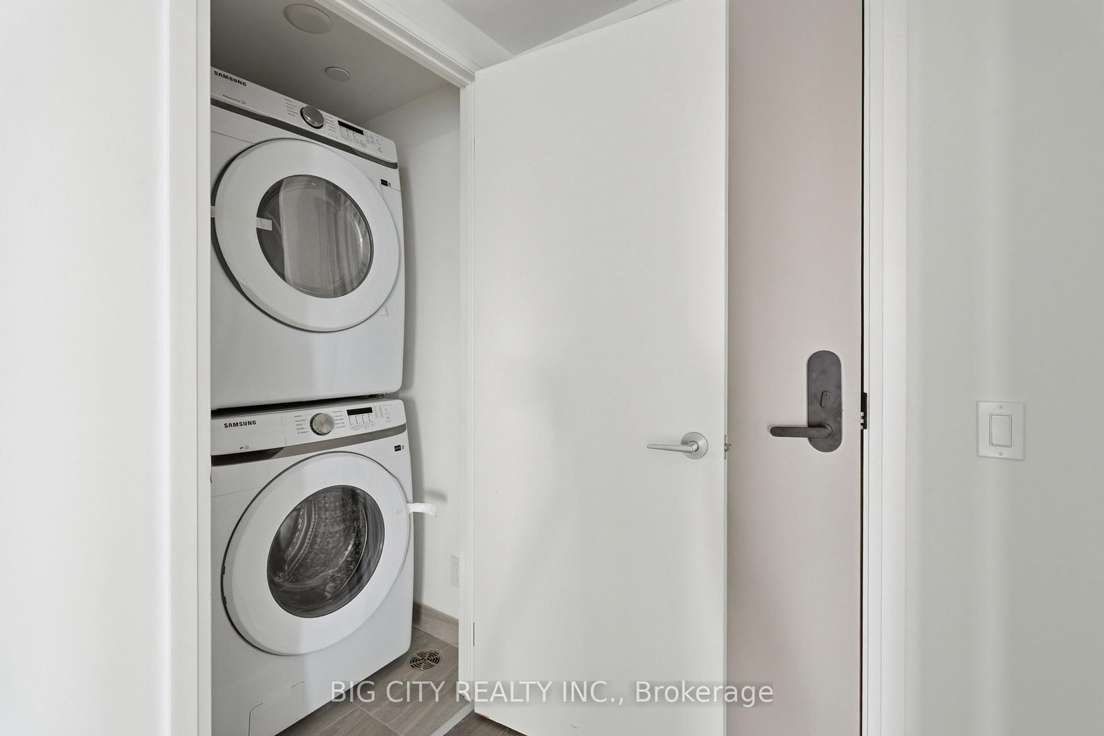 Photo 20 of 25 Frederick Todd Way, Unit 1302
