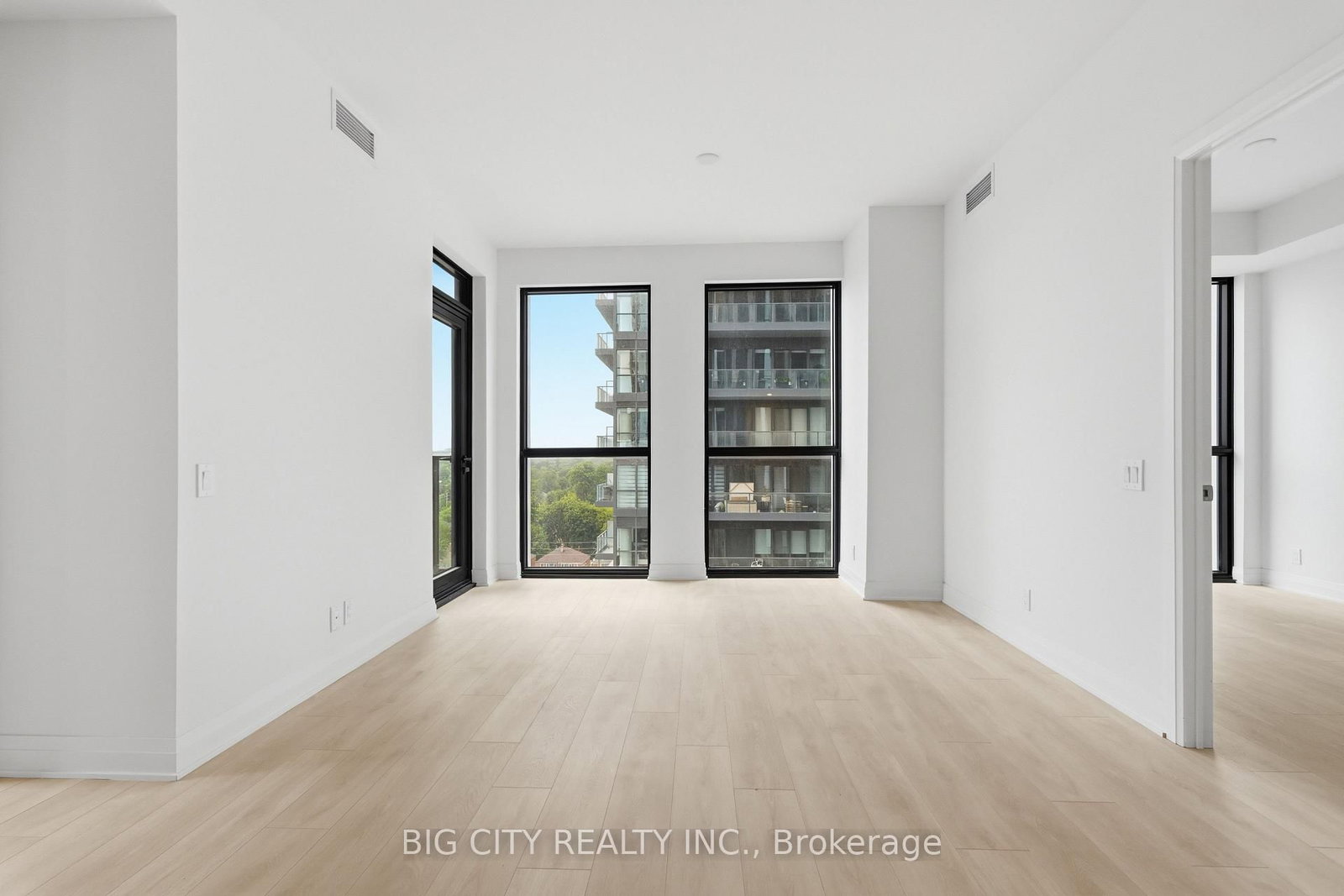 Photo 5 of 25 Frederick Todd Way, Unit 1004