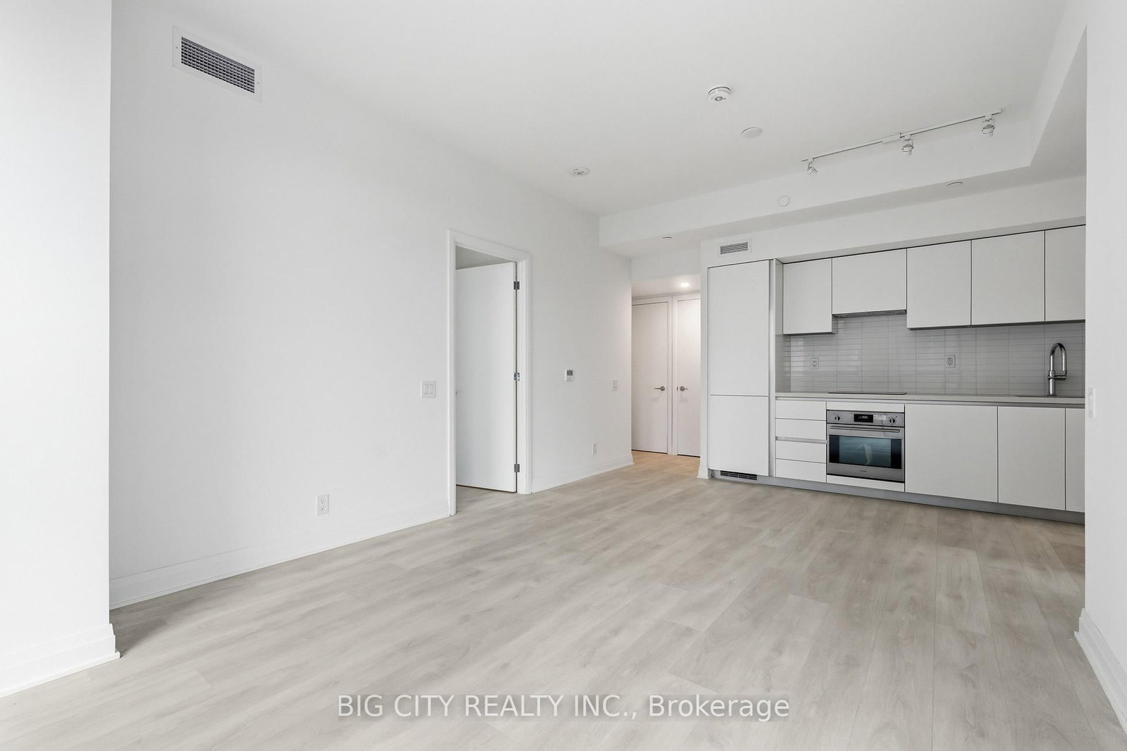 Photo 11 of 25 Frederick Todd Way, Unit 1004