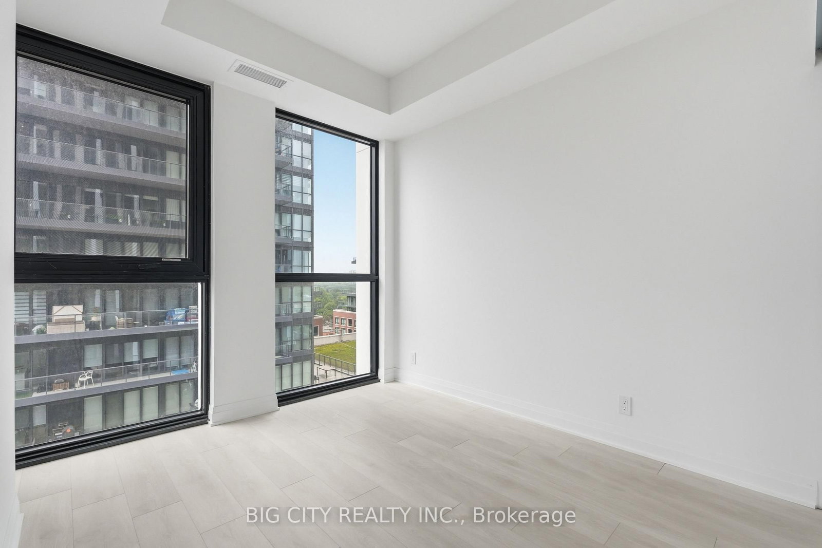 Photo 18 of 25 Frederick Todd Way, Unit 1004