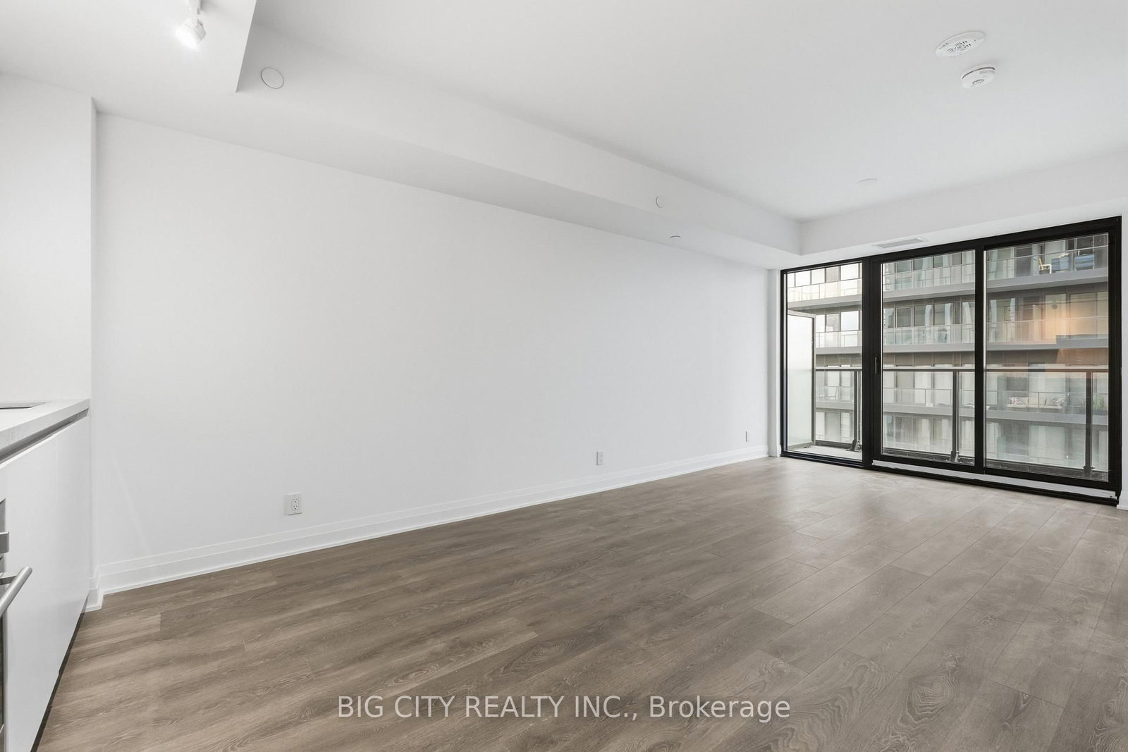 Photo 3 of 25 Frederick Todd Way, Unit 1606