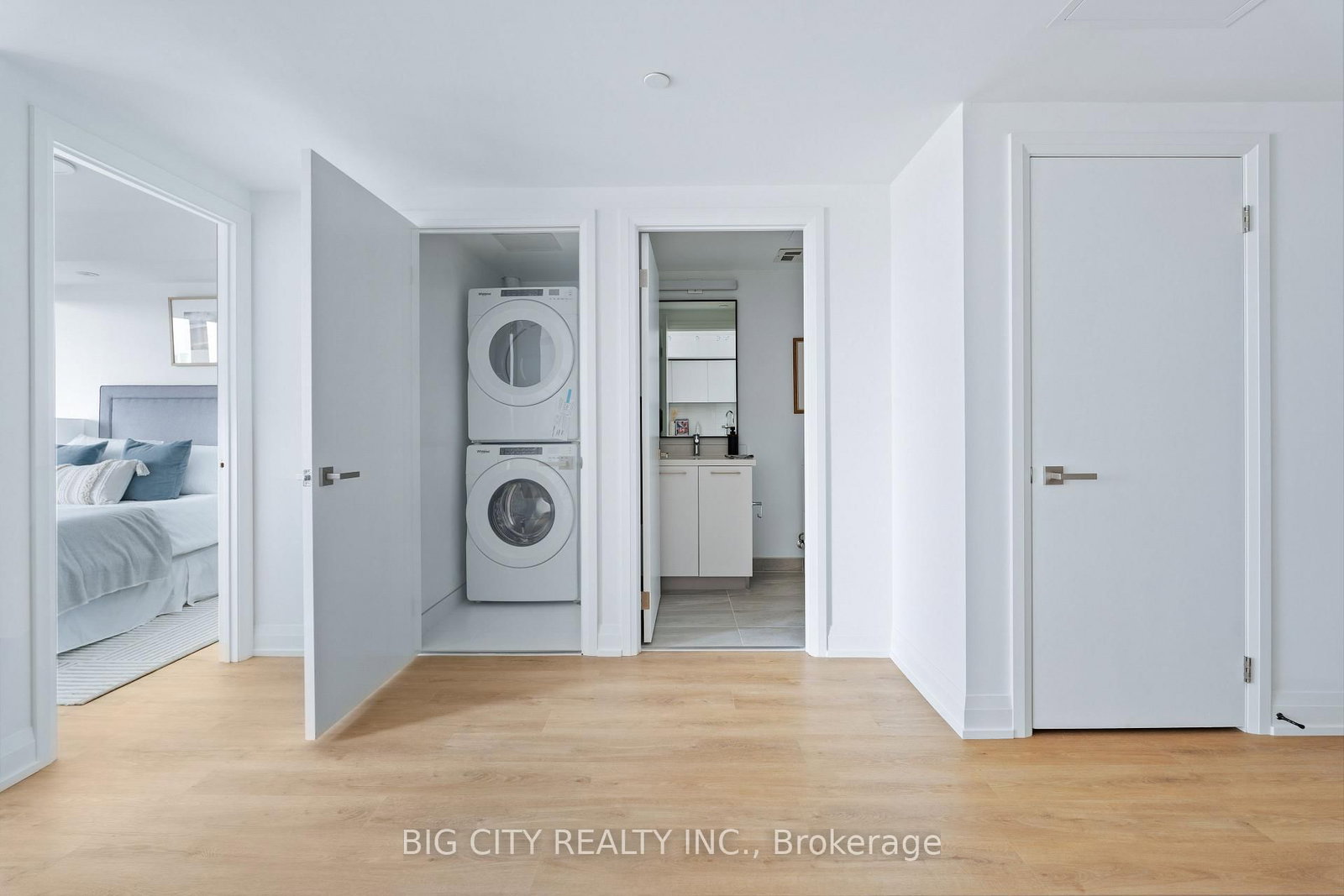 Photo 14 of 36 Brentcliffe Road, Unit 902