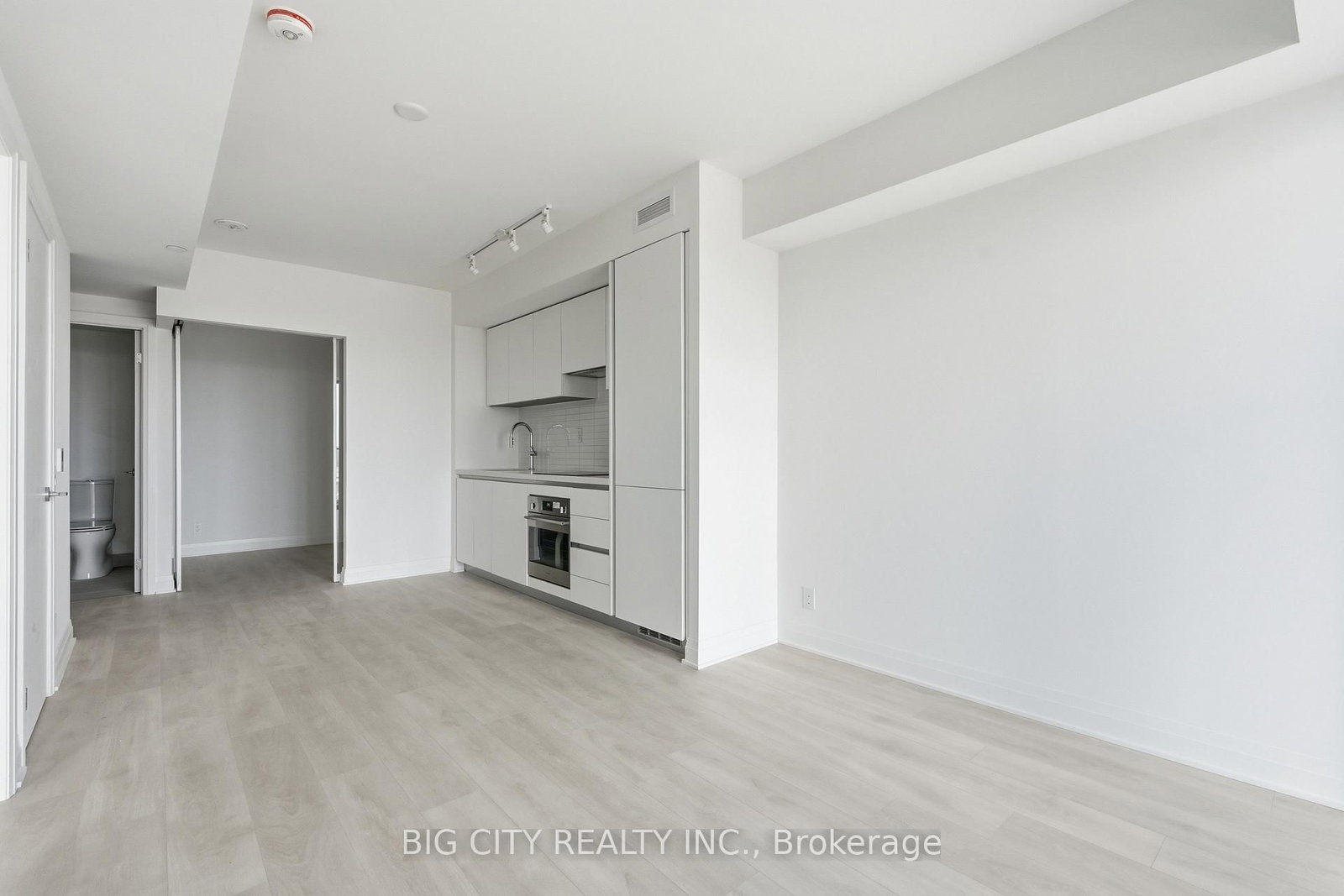 Photo 10 of 25 Frederick Todd Way, Unit 1501