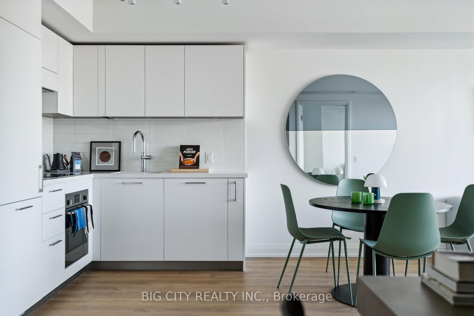 Photo 6 of 36 Brentcliffe Road, Unit 815