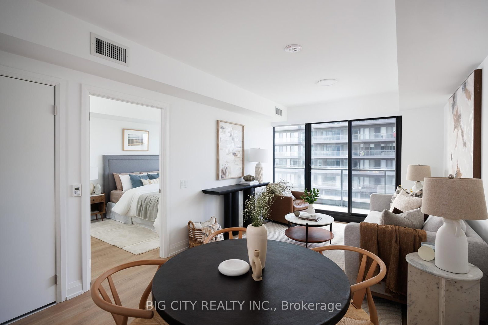 36 Brentcliffe Road, Unit 904