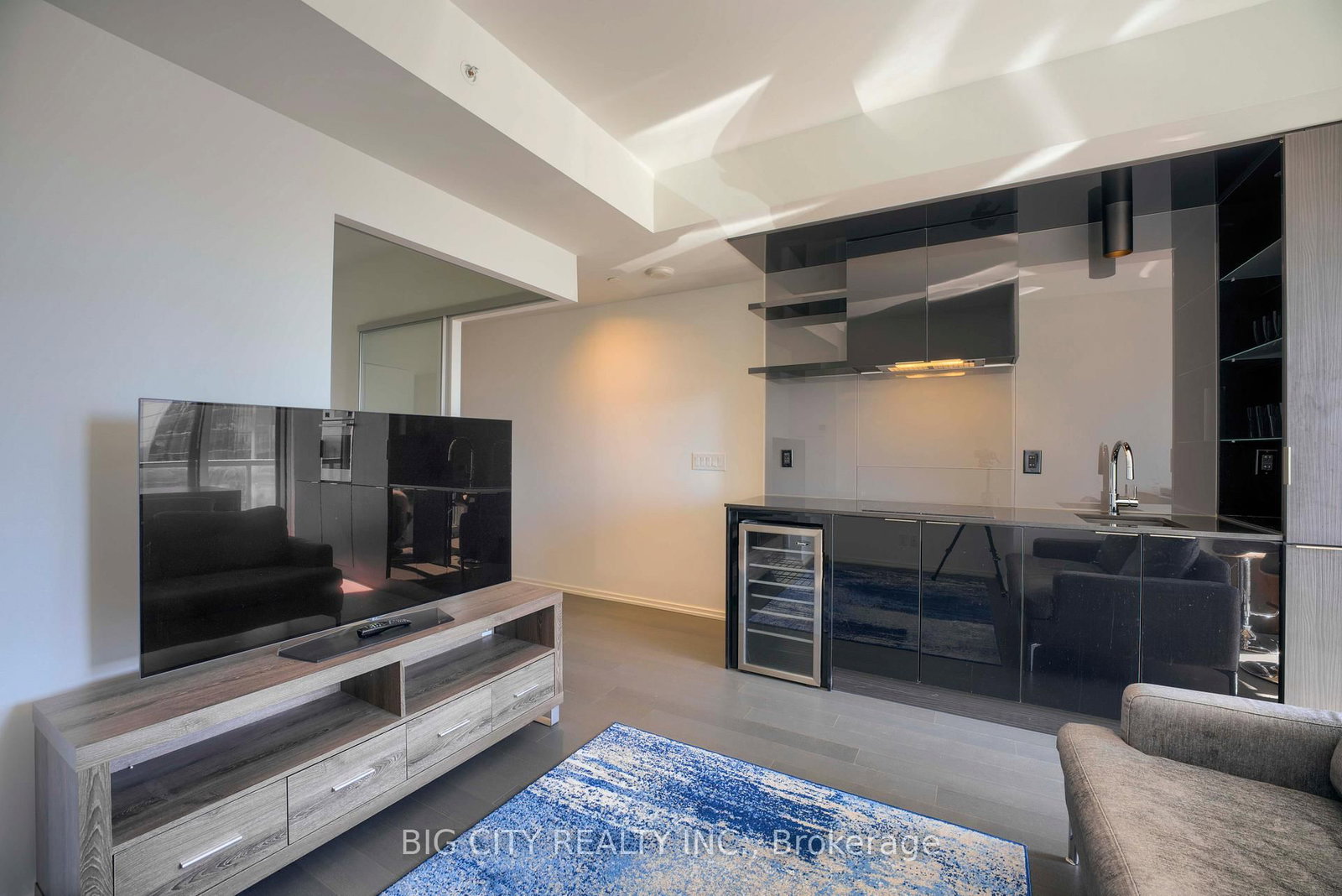 Photo 5 of 70 Temperance Street, Unit 4014