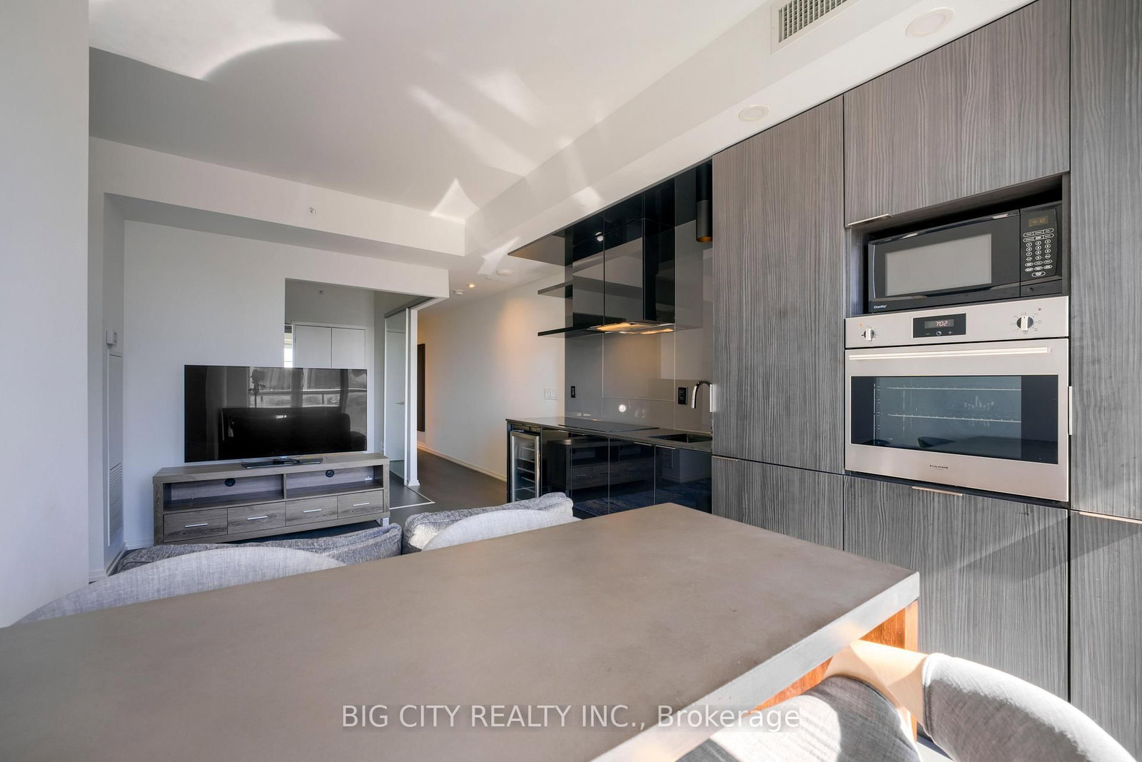 Photo 9 of 70 Temperance Street, Unit 4014