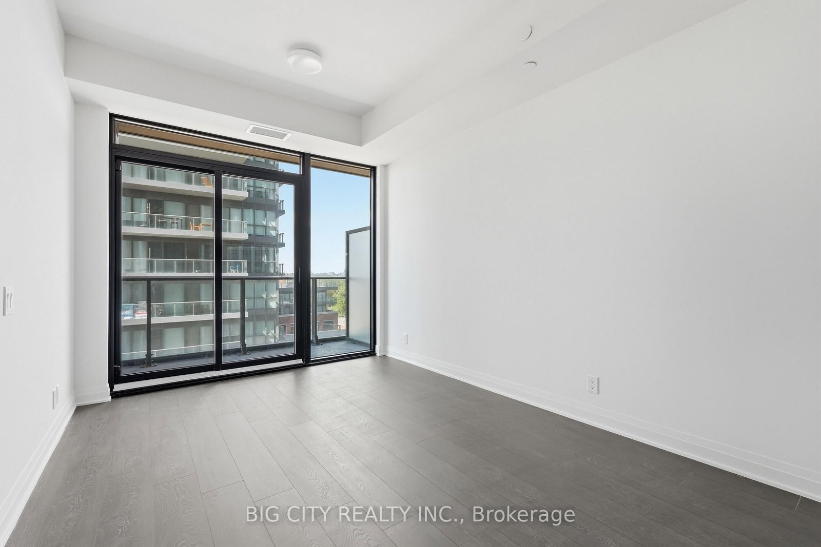 Photo 11 of 25 Frederick Todd Way, Unit 1005