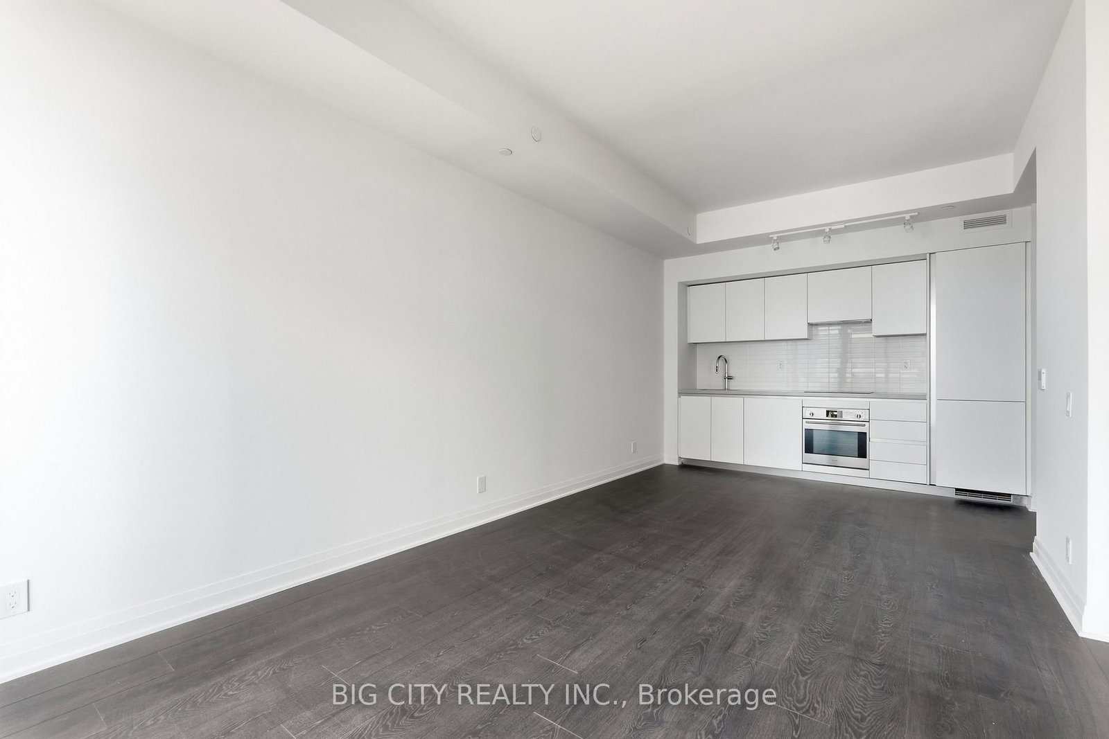 Photo 14 of 25 Frederick Todd Way, Unit 1005