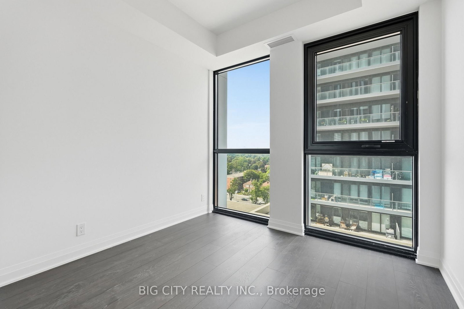Photo 16 of 25 Frederick Todd Way, Unit 1005