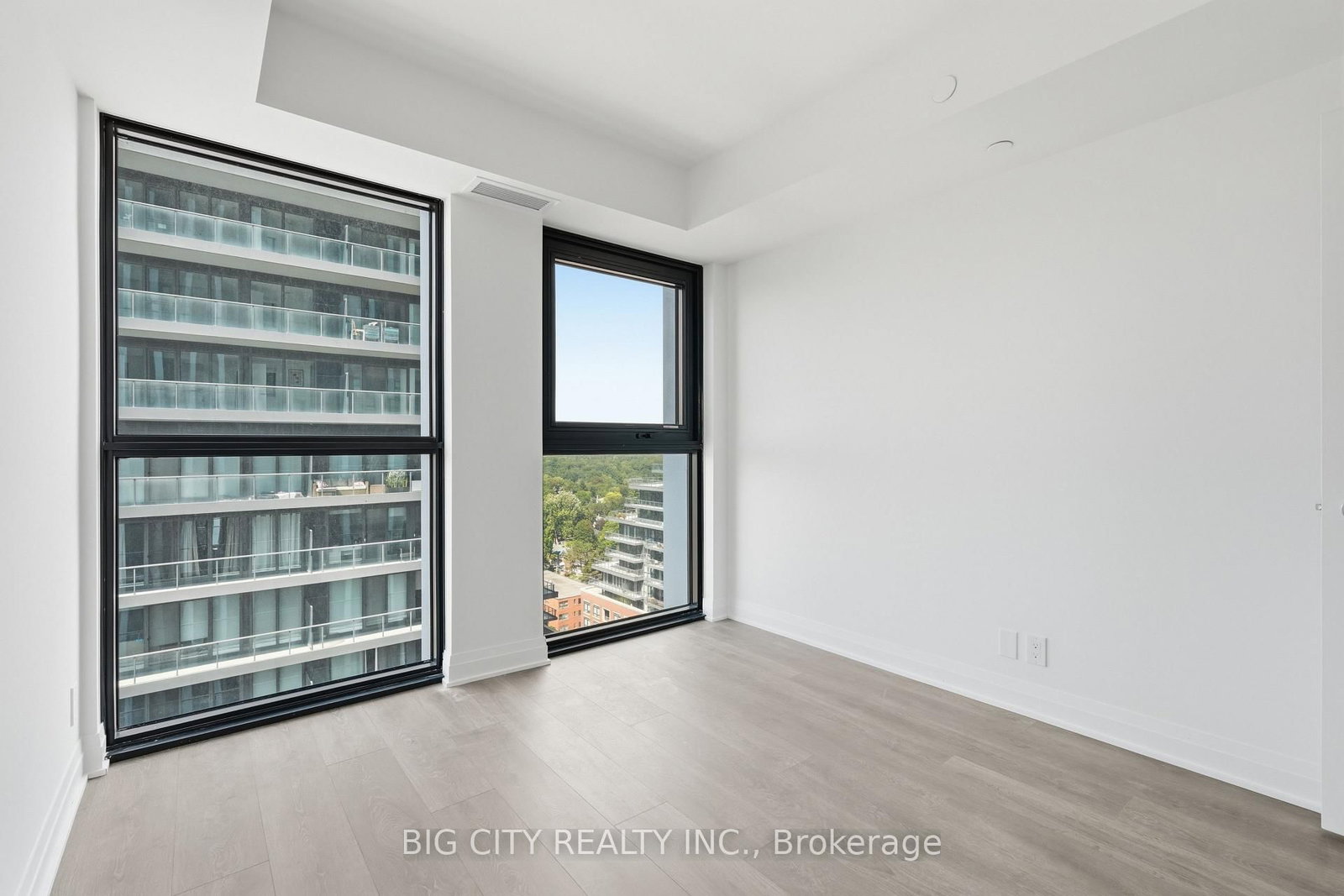 Photo 16 of 25 Frederick Todd Way, Unit 1605