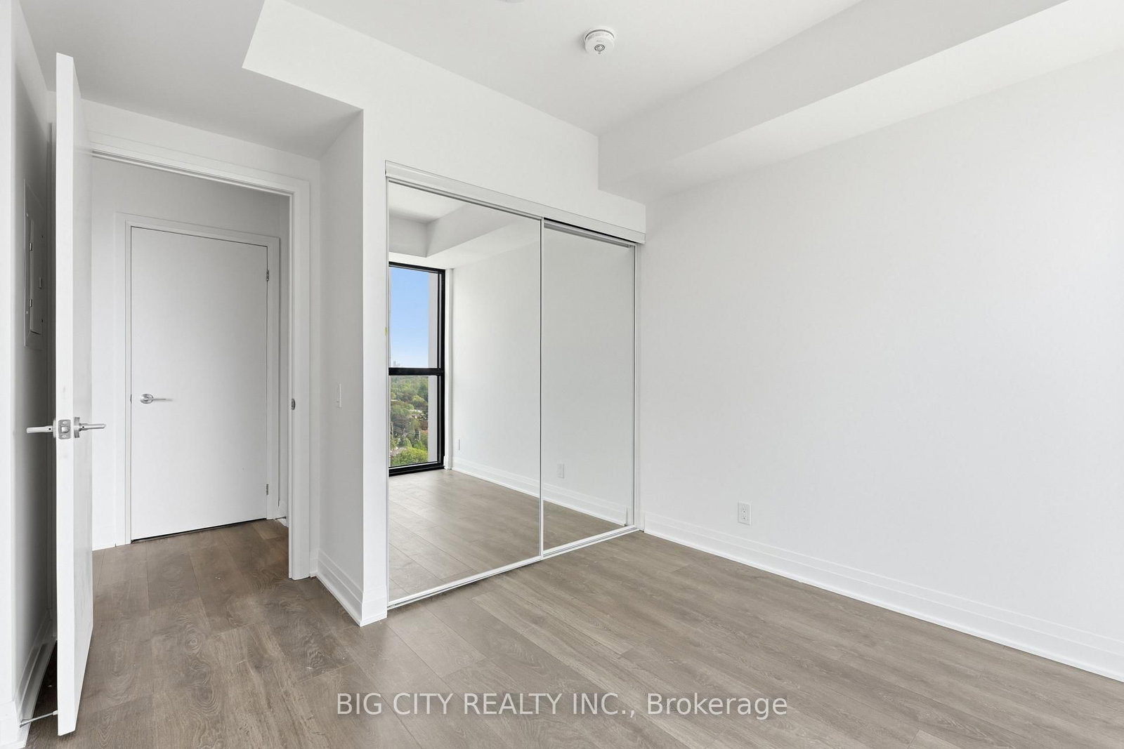 Photo 17 of 25 Frederick Todd Way, Unit 1605