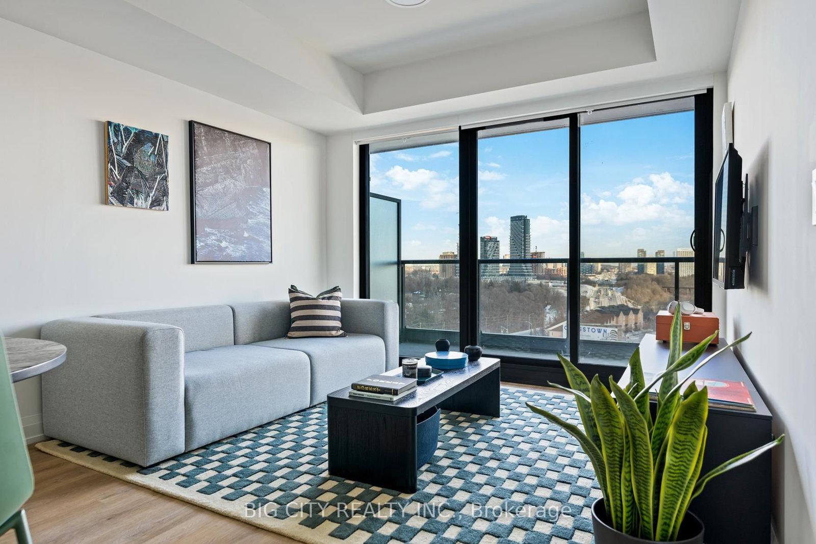 Photo 2 of 36 Brentcliffe Road, Unit 1509