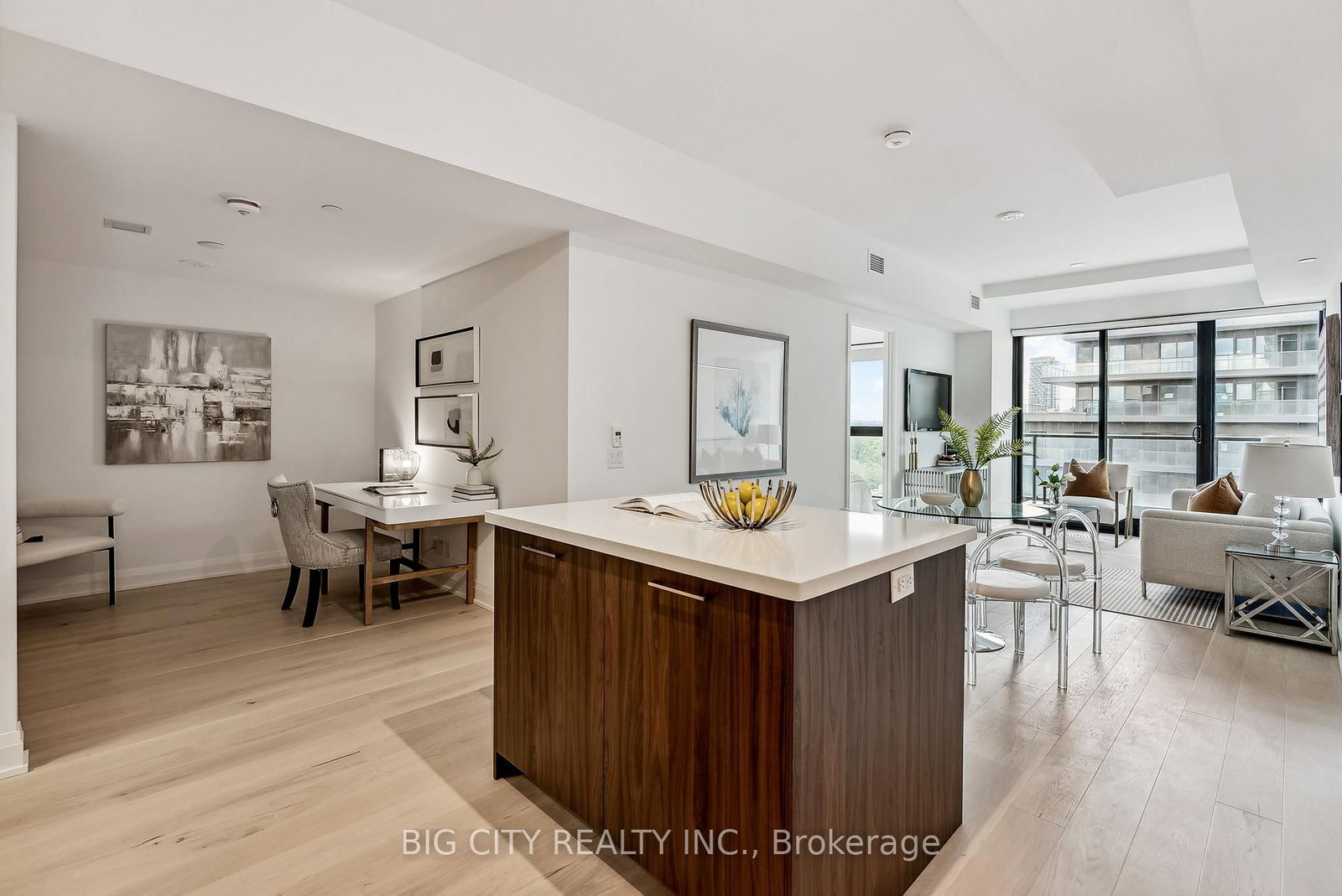 Photo 4 of 33 Frederick Todd Way, Unit 1108