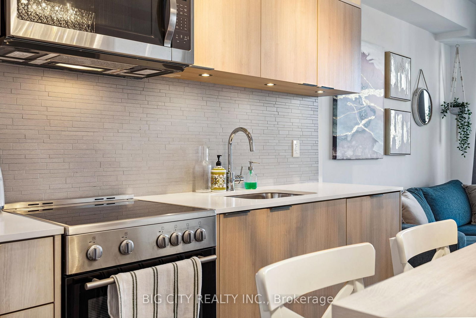 Photo 8 of 50 Forest Manor Road, Unit 1004