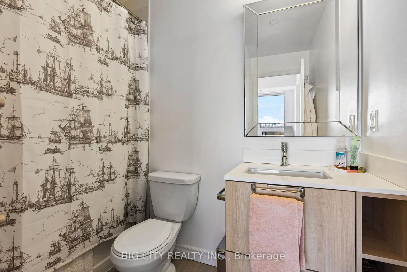 Photo 16 of 50 Forest Manor Road, Unit 1004