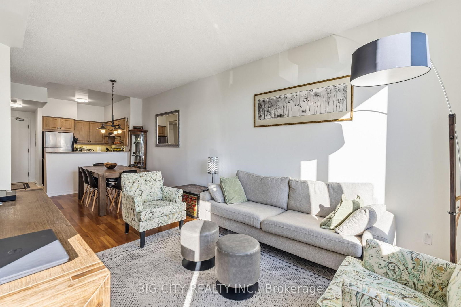 Photo 7 of 455 Rosewell Avenue, Unit 412