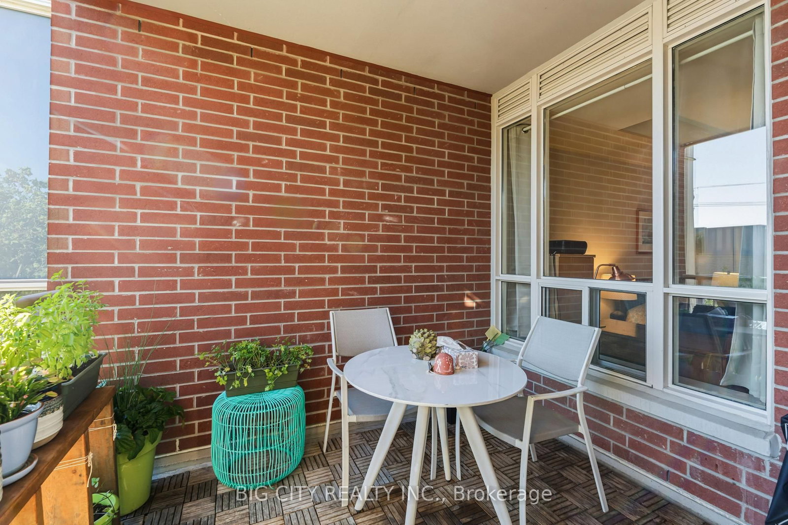 Photo 17 of 455 Rosewell Avenue, Unit 412