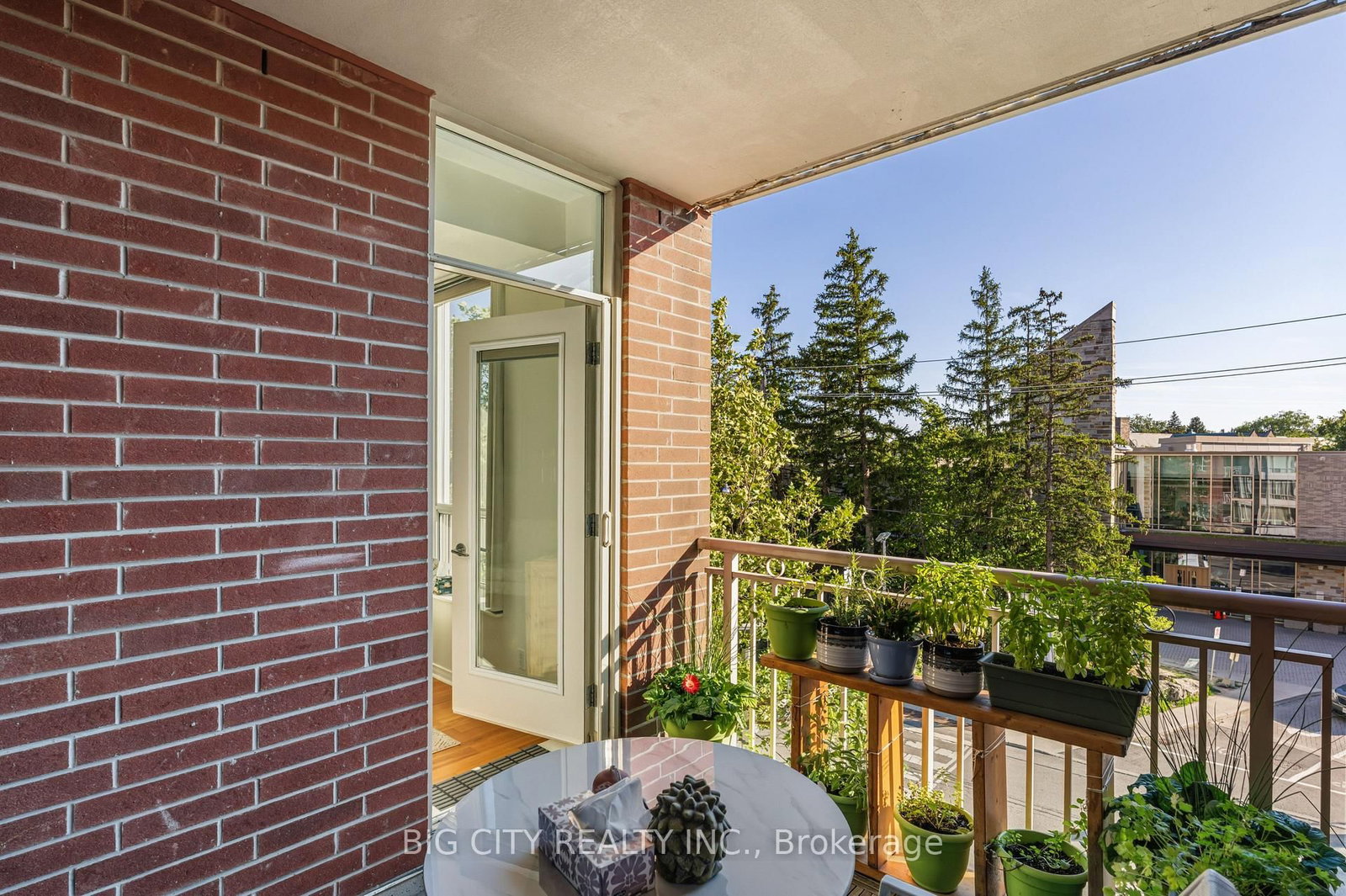 Photo 19 of 455 Rosewell Avenue, Unit 412