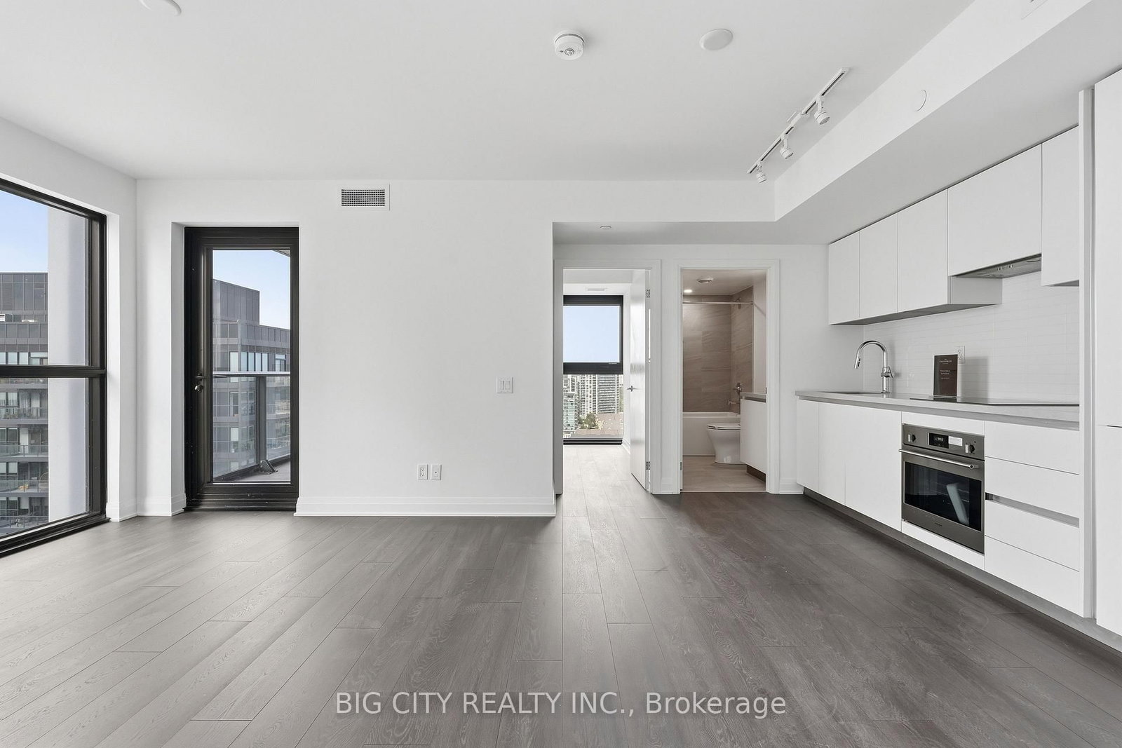 Photo 2 of 25 Frederick Todd Way, Unit 1807