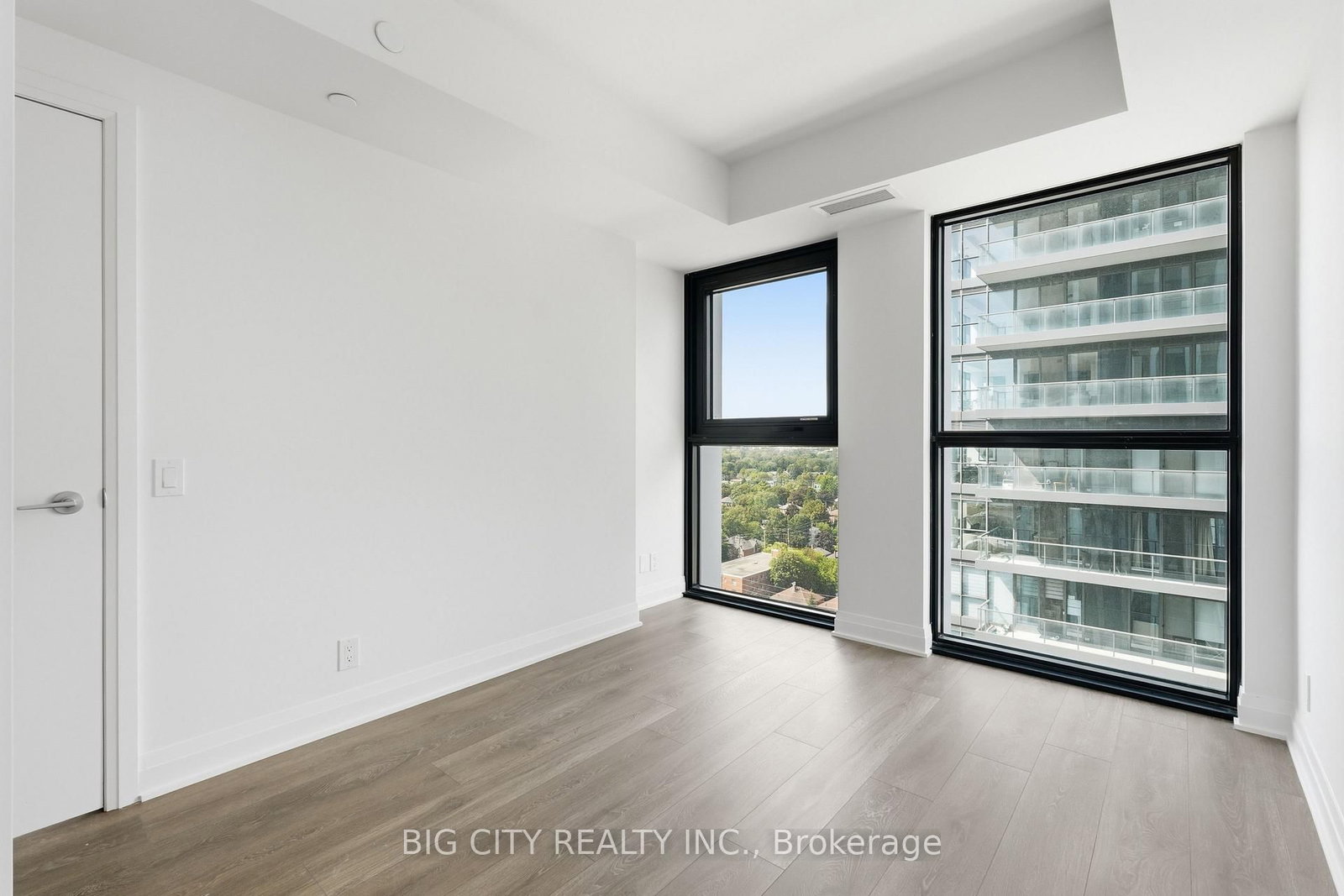 Photo 26 of 25 Frederick Todd Way, Unit 1604
