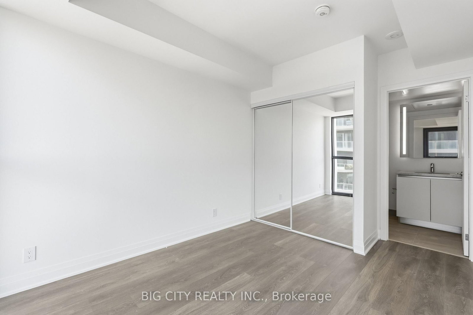 Photo 28 of 25 Frederick Todd Way, Unit 1604